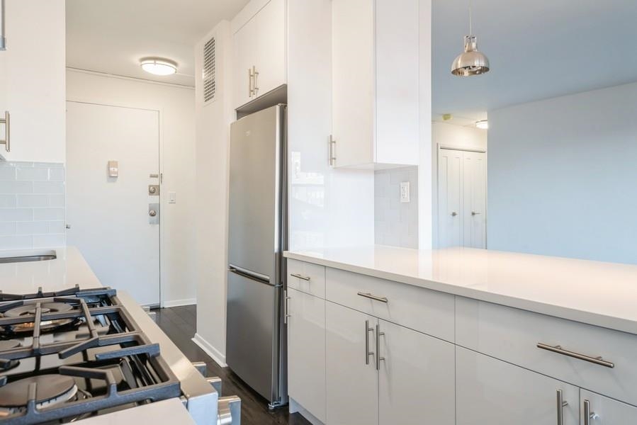 500 CENTRAL AVE Unit: 302