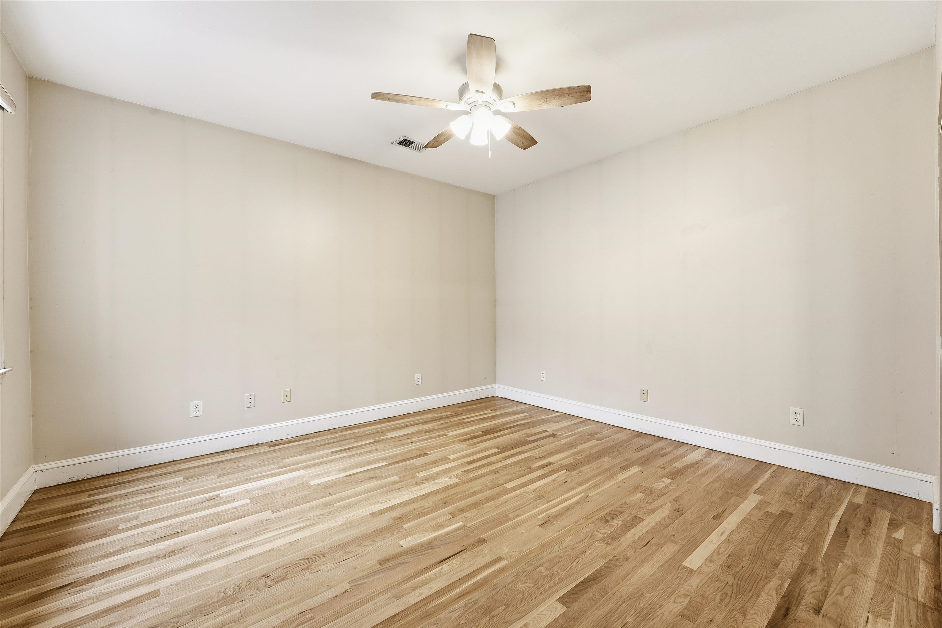 519 MONROE ST Unit: 1B