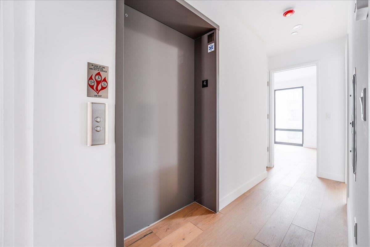 418 MONROE ST Unit: 201
