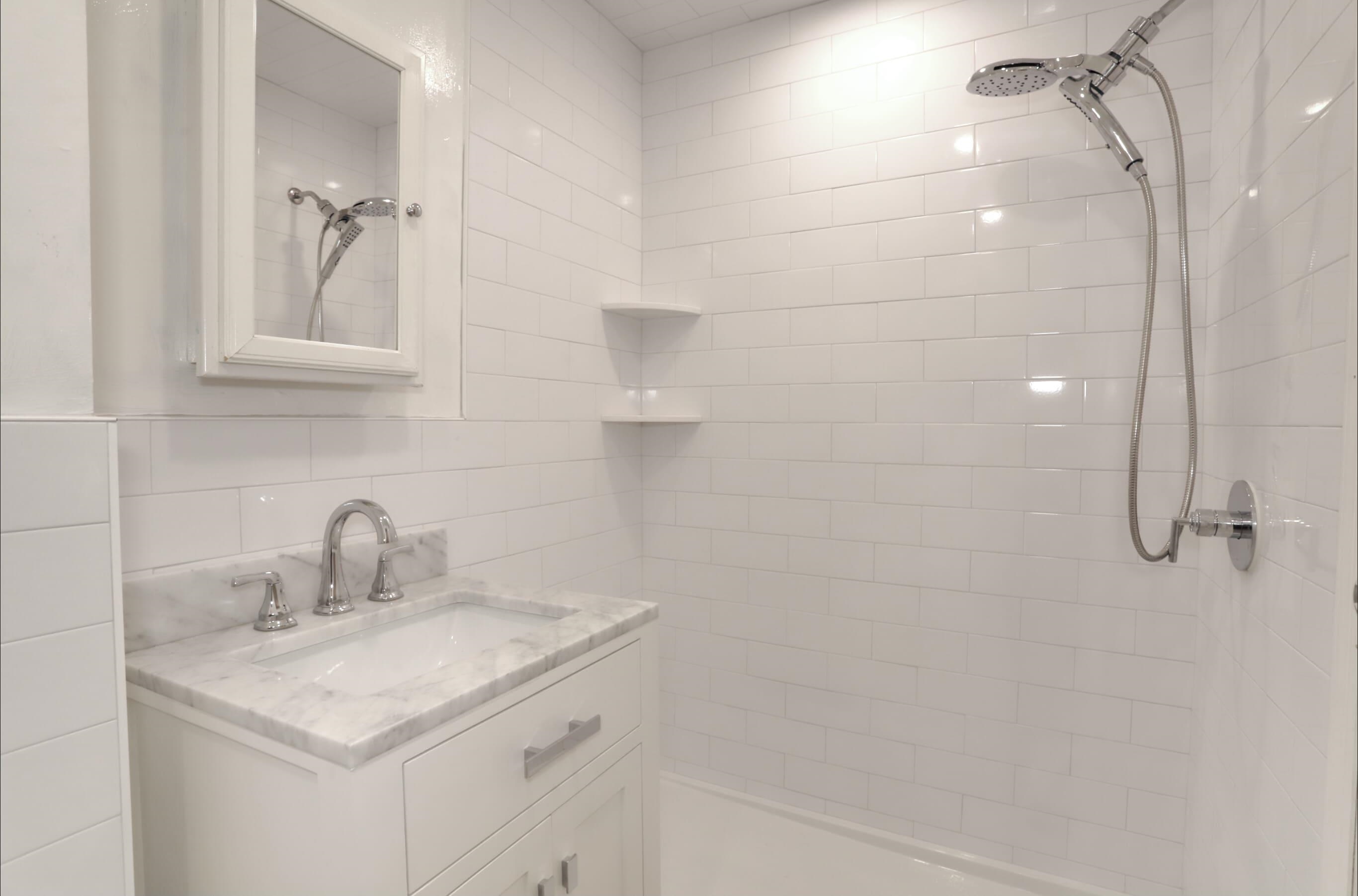 931 PARK AVE Unit: 3R