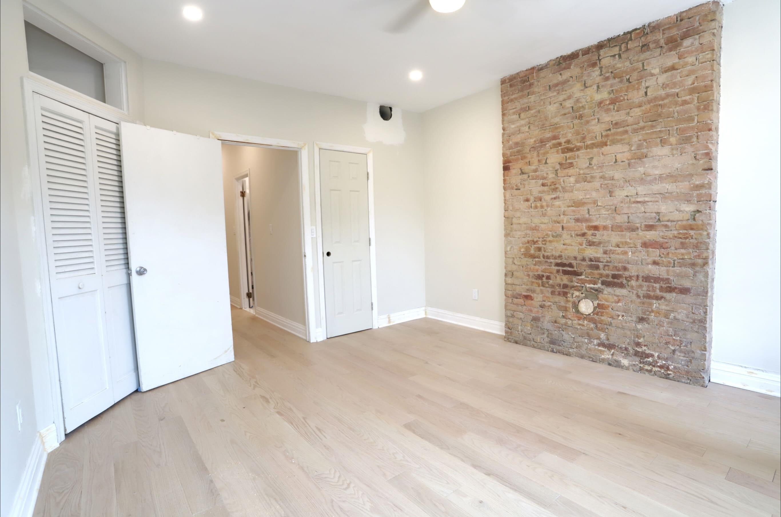 931 PARK AVE Unit: 3R