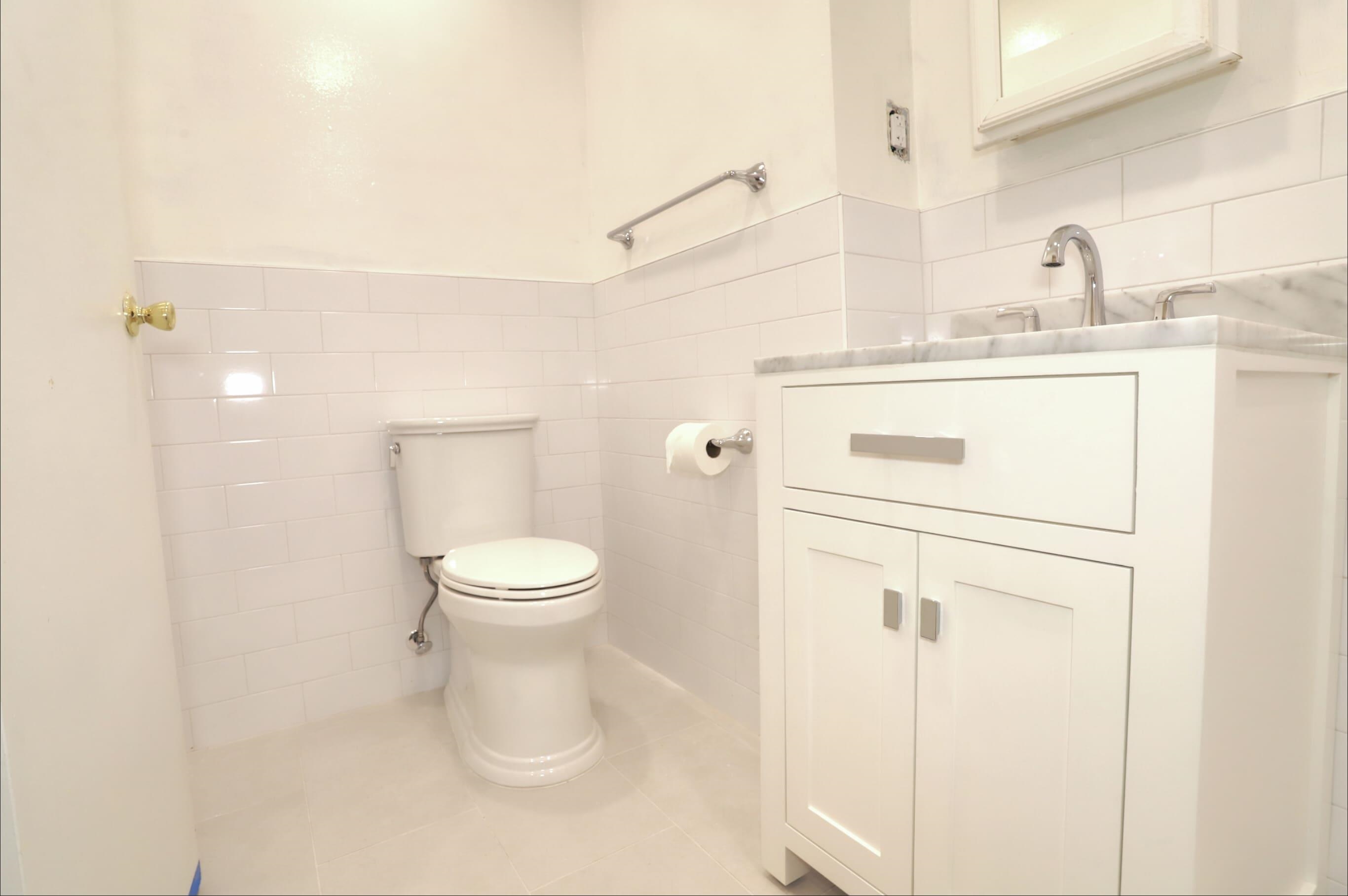 931 PARK AVE Unit: 3R