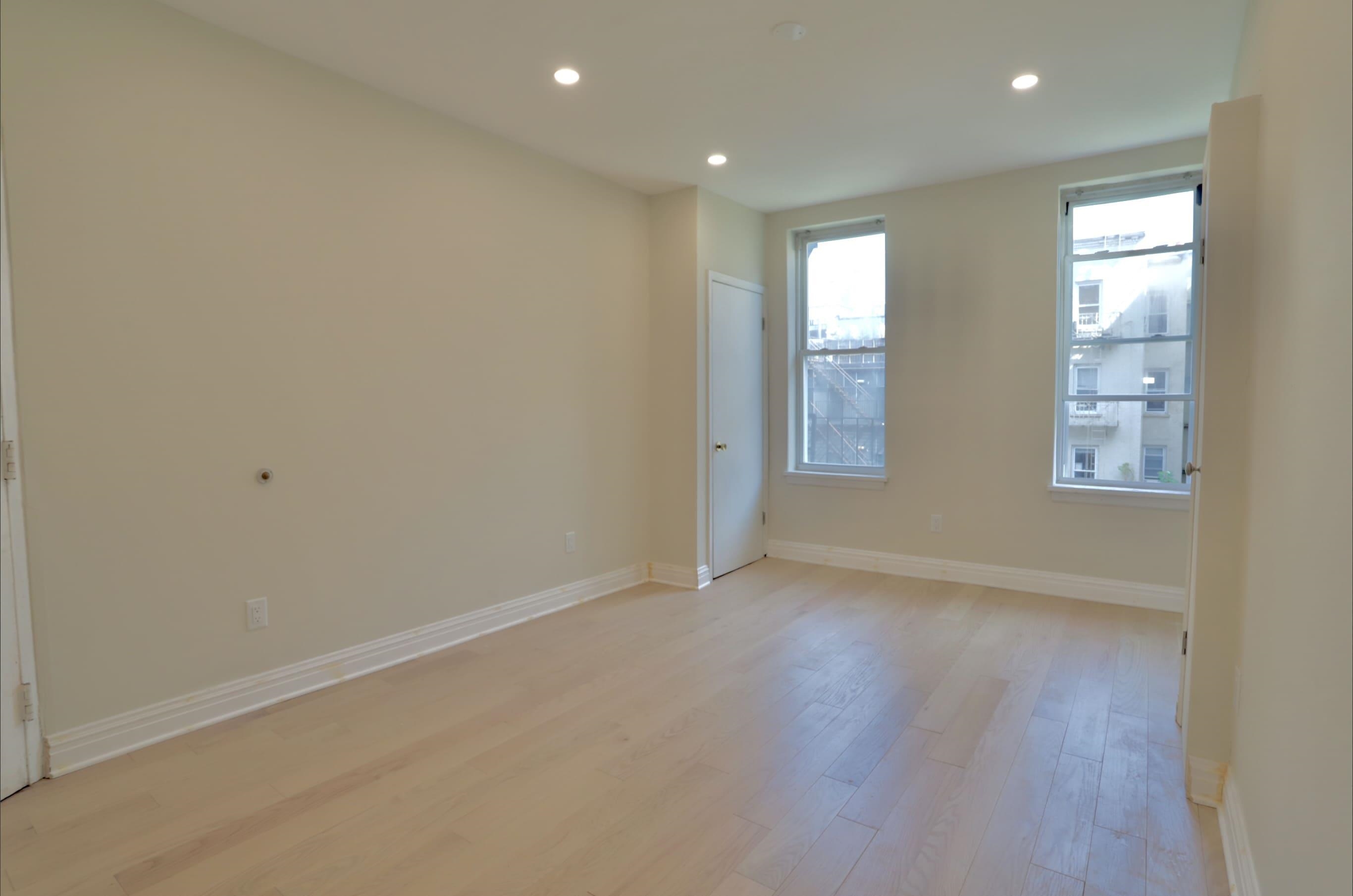 931 PARK AVE Unit: 3R