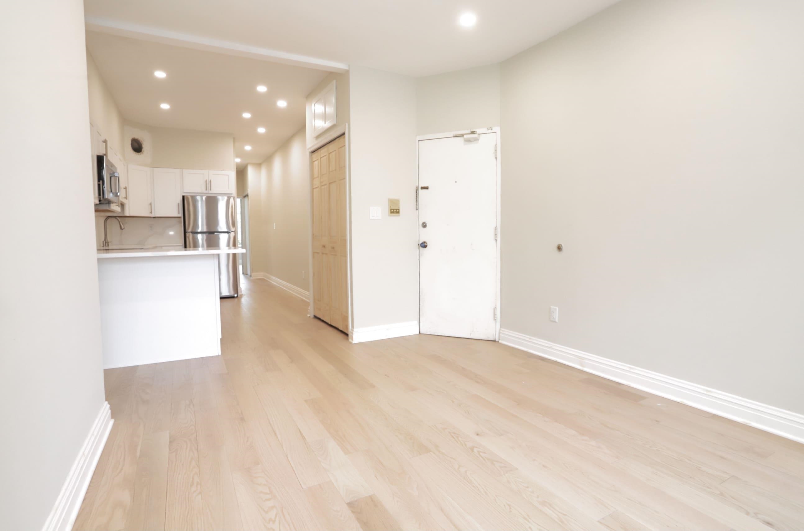 931 PARK AVE Unit: 3R