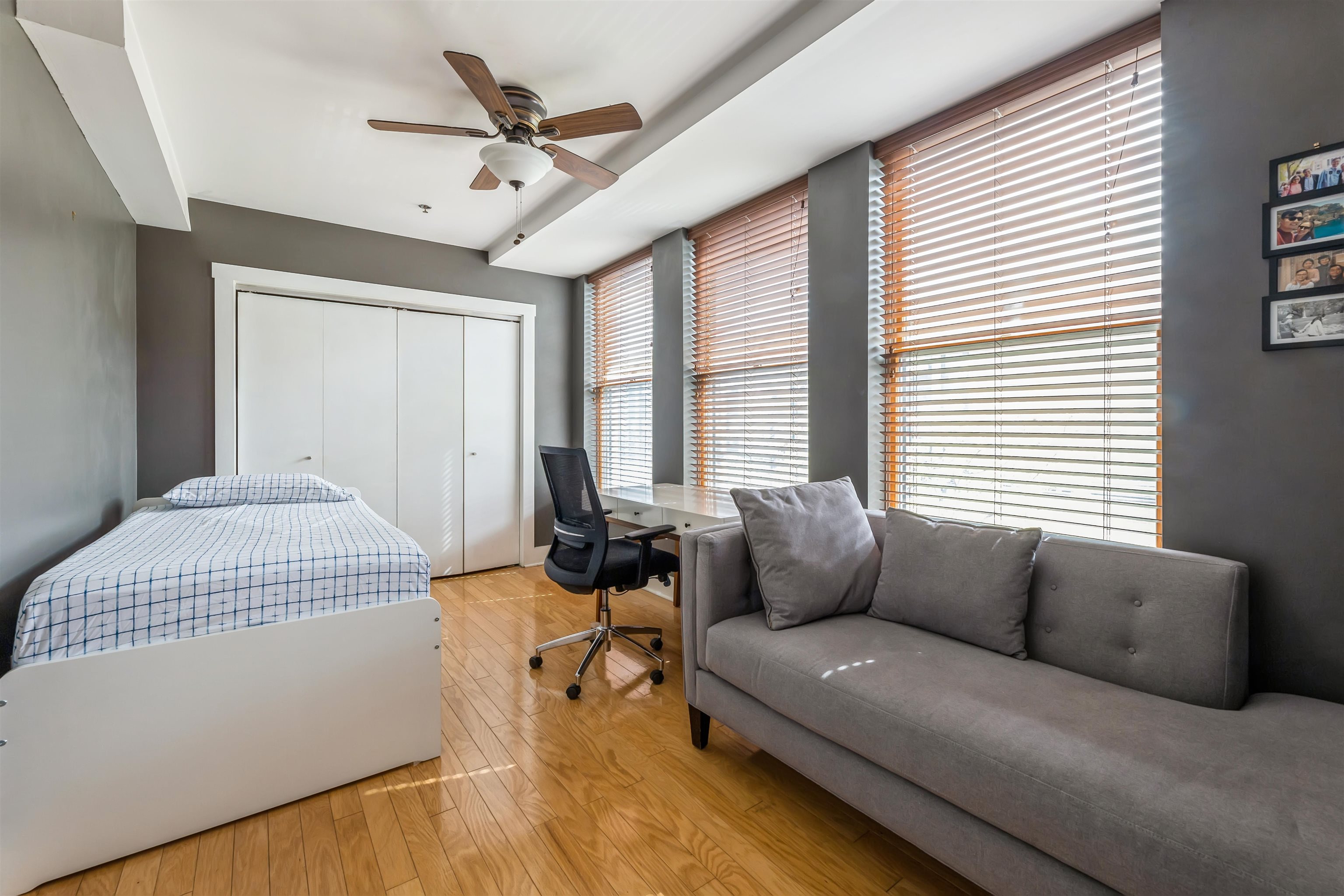 1100 CLINTON ST Unit: 301