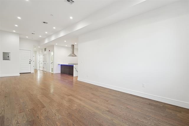 435 CENTRAL AVE Unit: 2