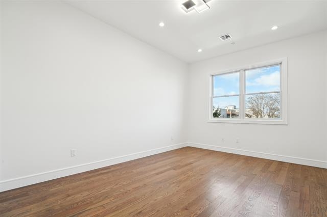 435 CENTRAL AVE Unit: 2