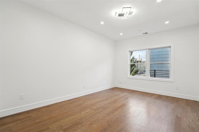 435 CENTRAL AVE Unit: 2