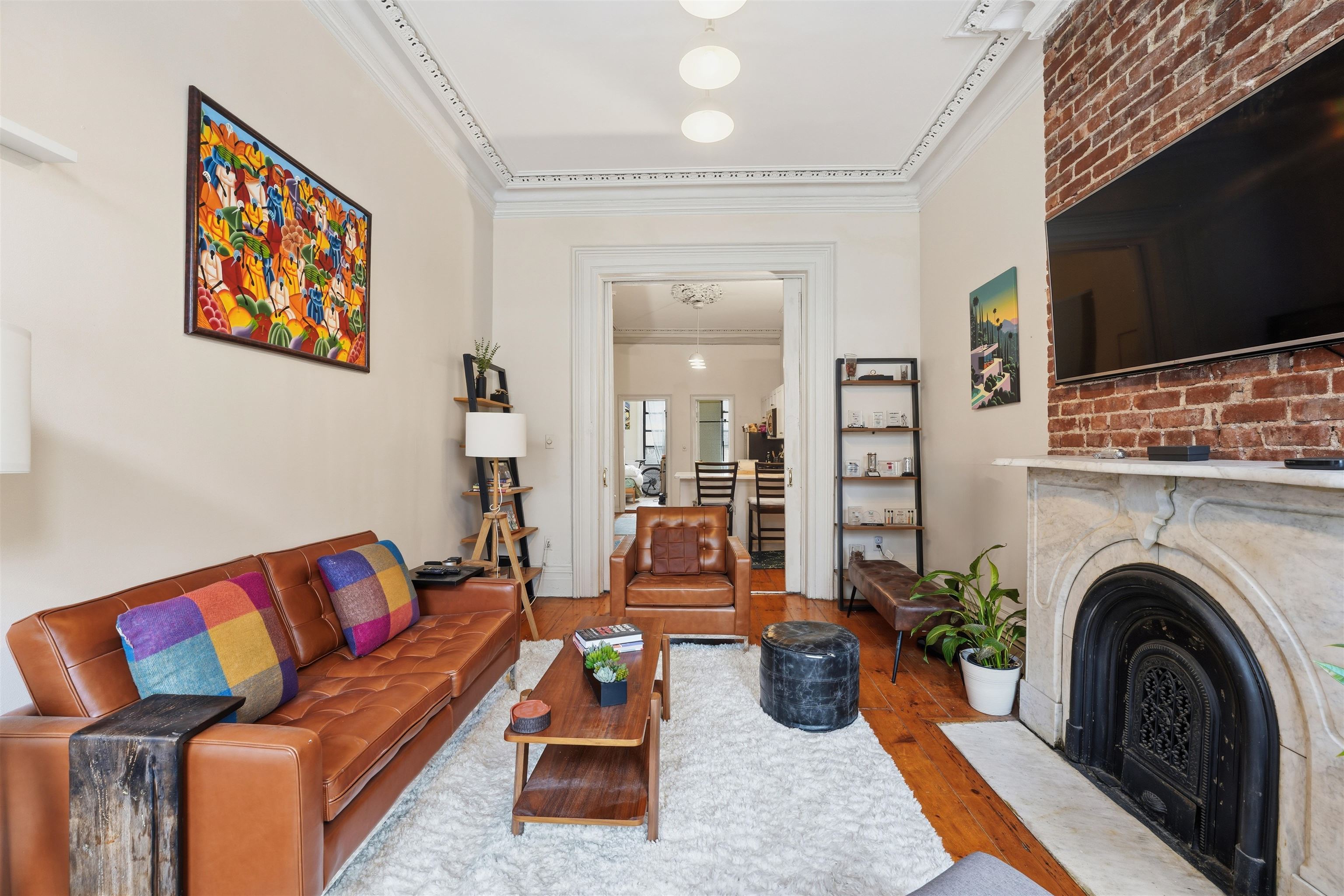 135 PARK AVE Unit: 2