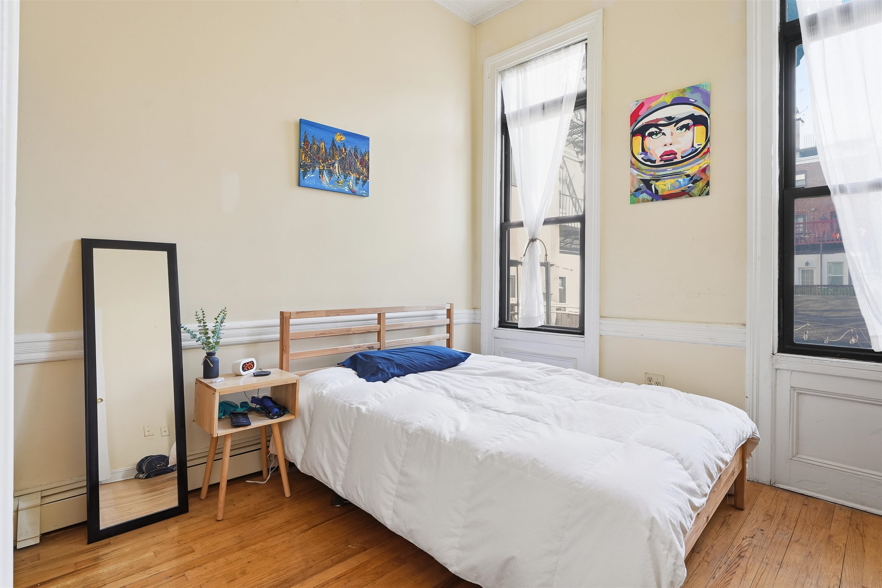 135 PARK AVE Unit: 2