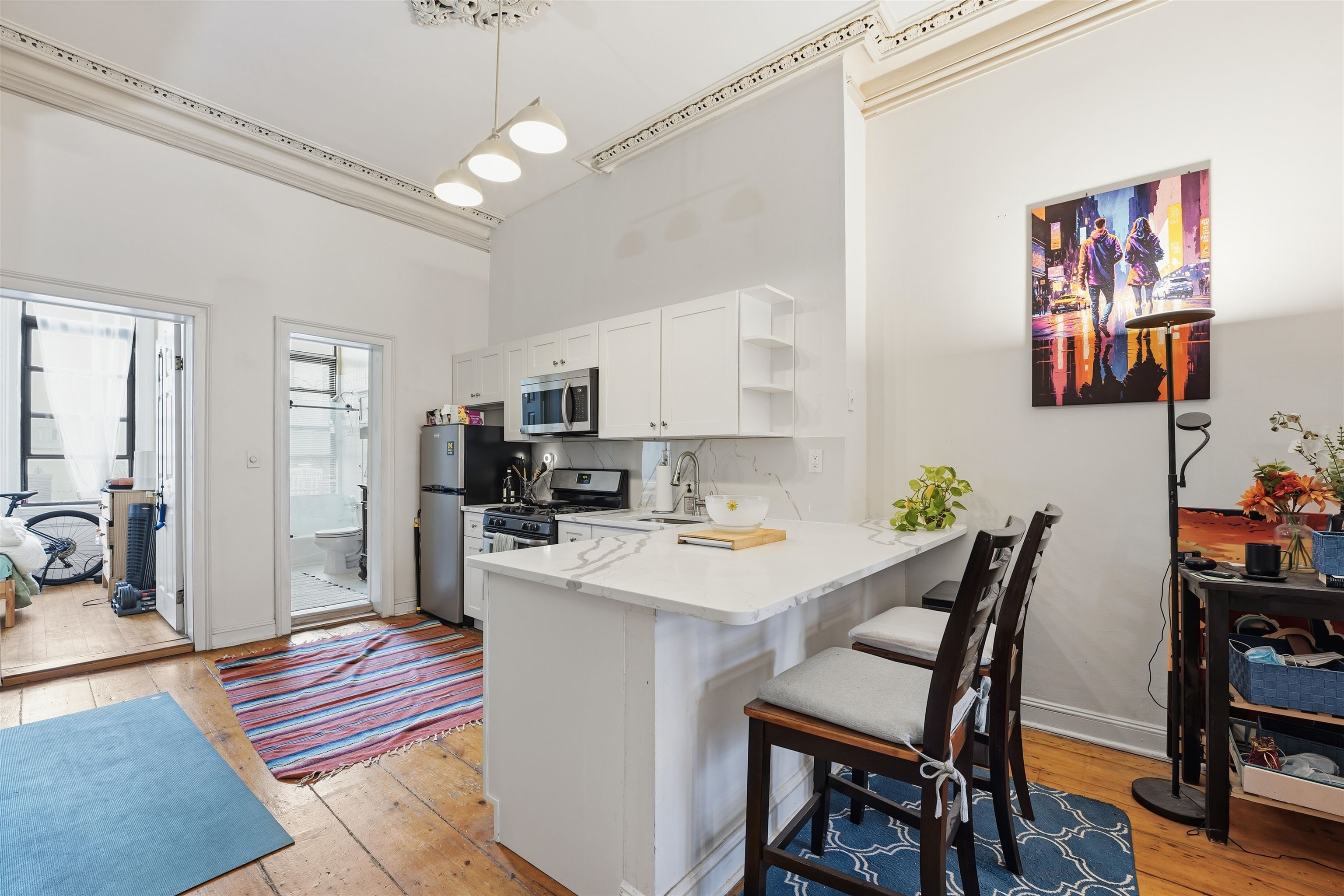 135 PARK AVE Unit: 2