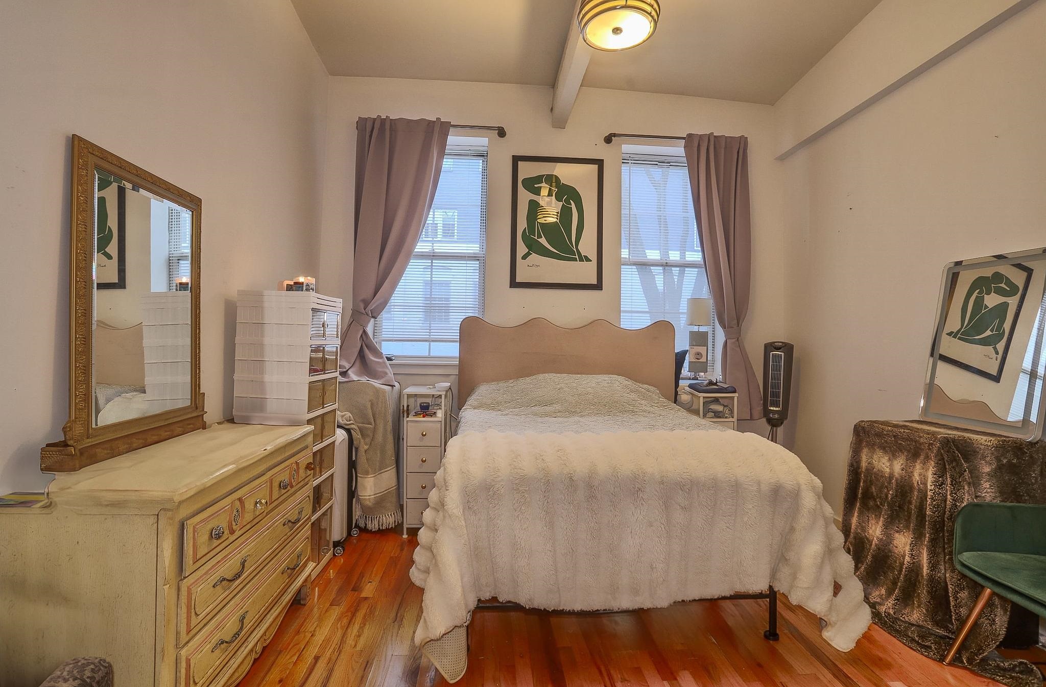 1034 CLINTON ST Unit: 209