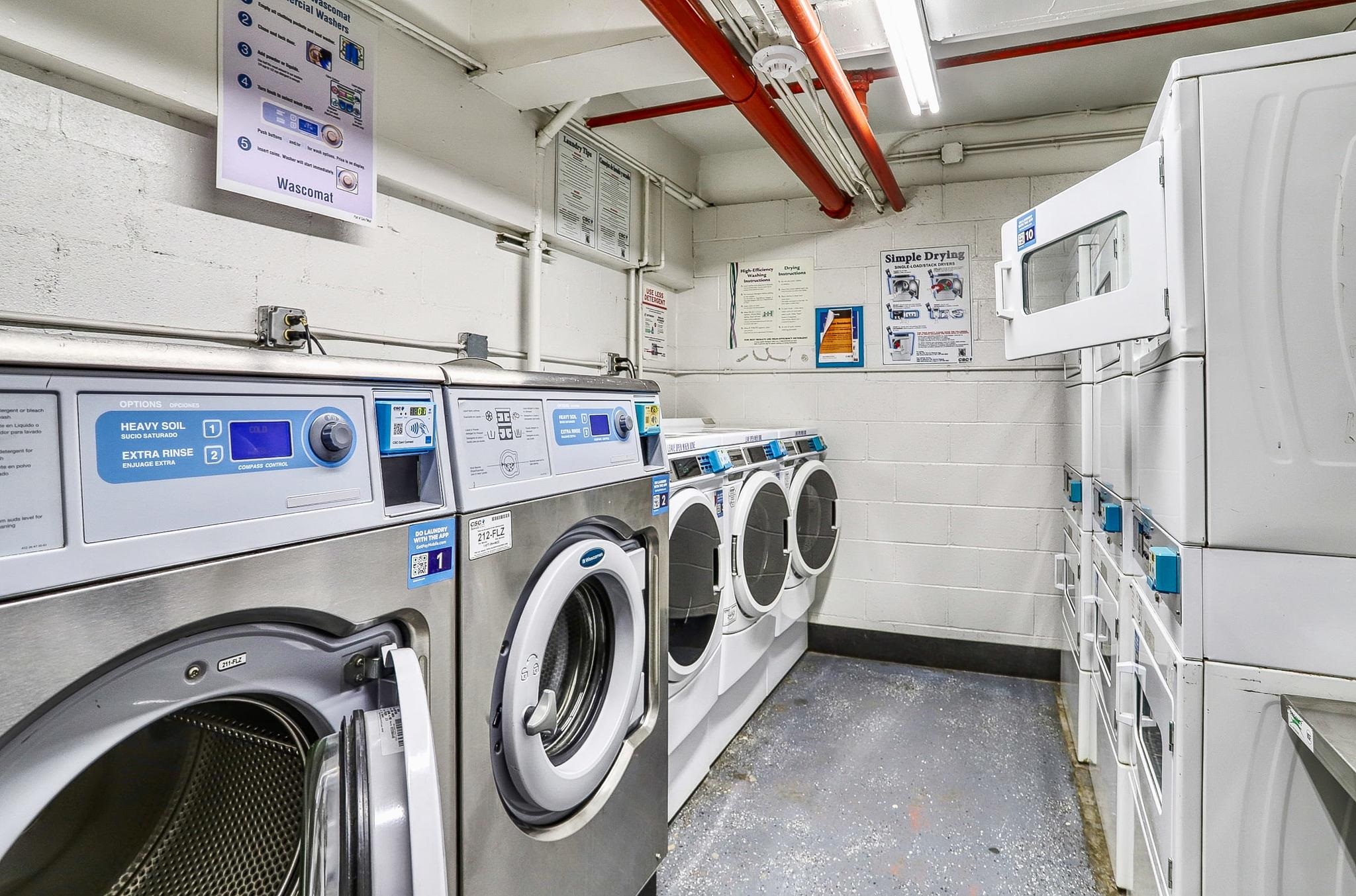 1034 CLINTON ST Unit: 209