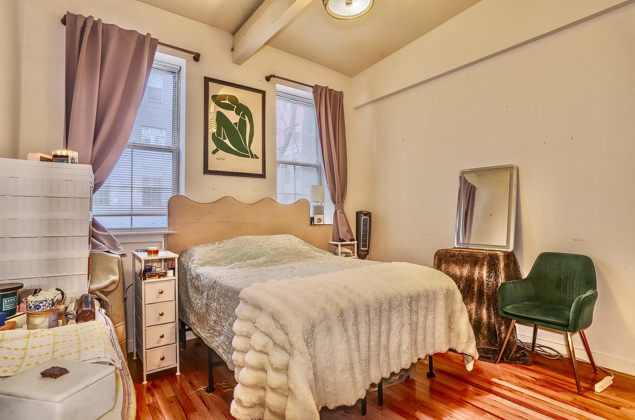 1034 CLINTON ST Unit: 209