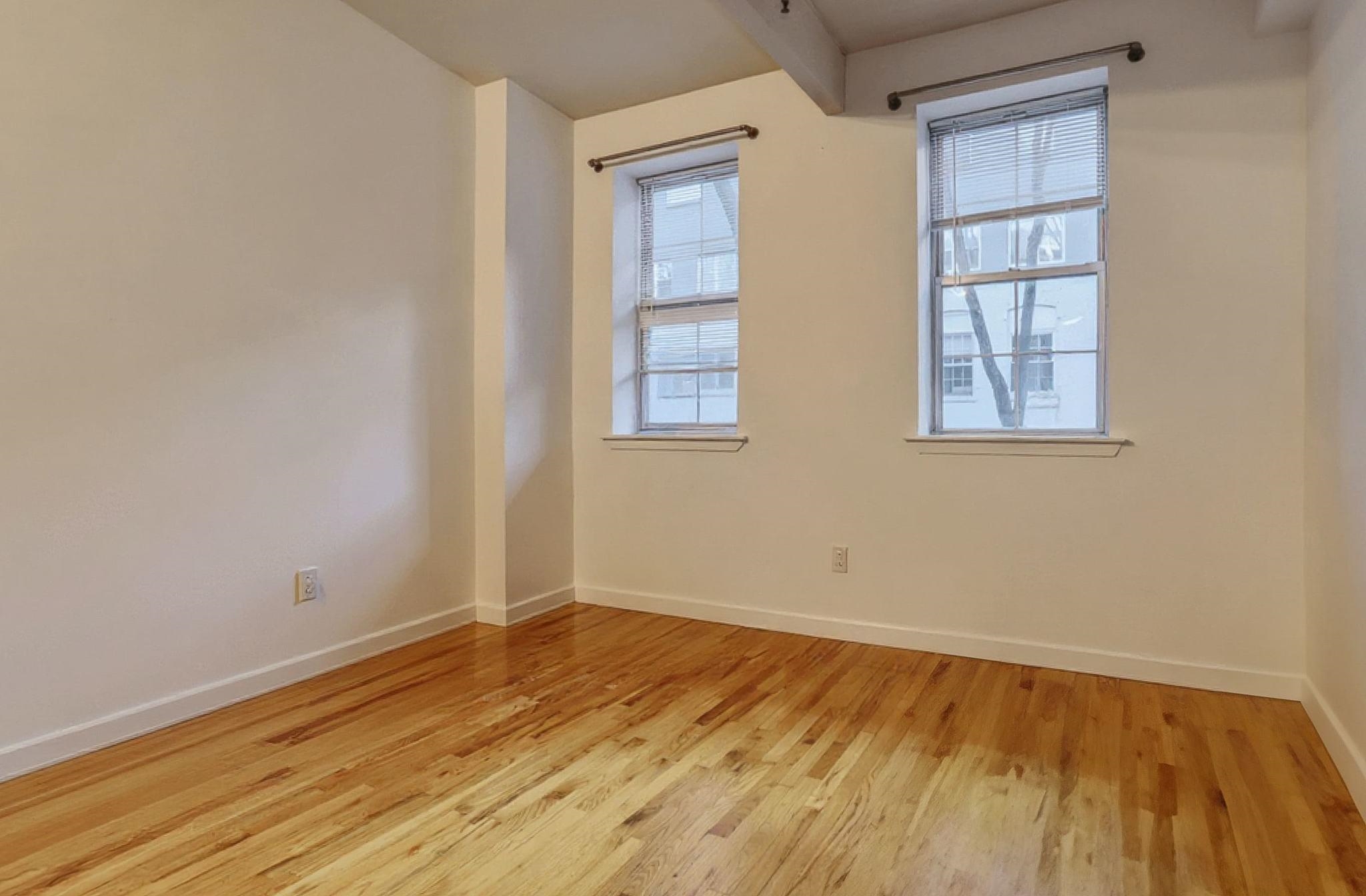 1034 CLINTON ST Unit: 209