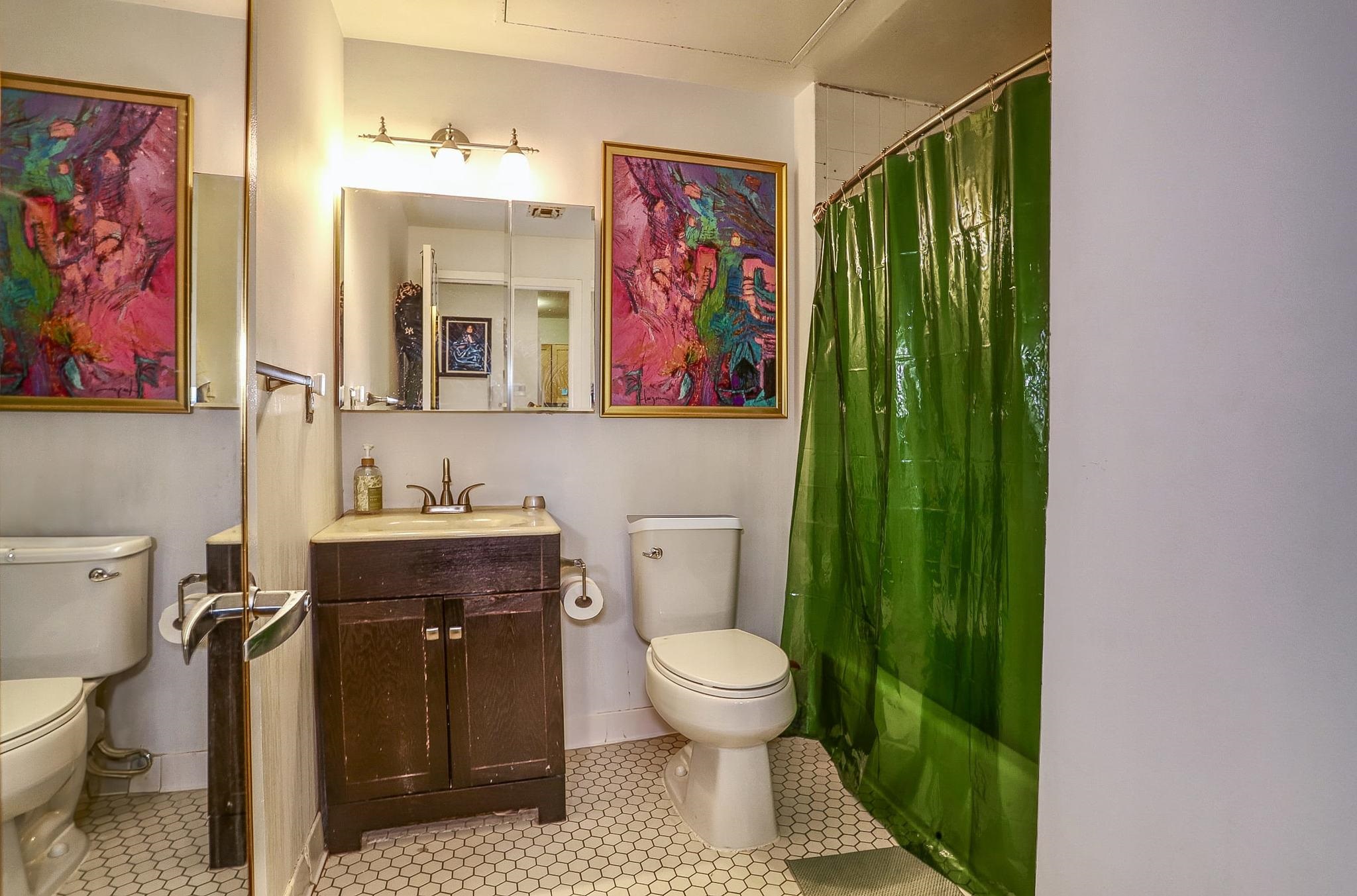 1034 CLINTON ST Unit: 209