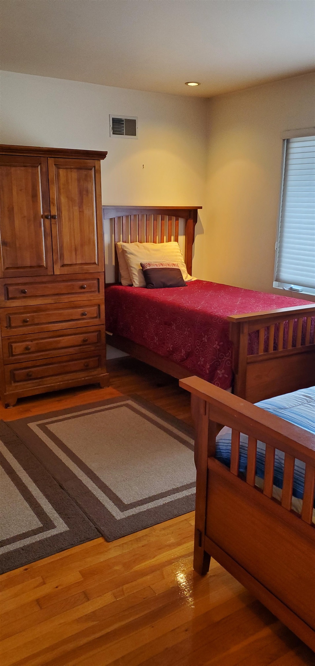 7417 BLVD EAST Unit: 1