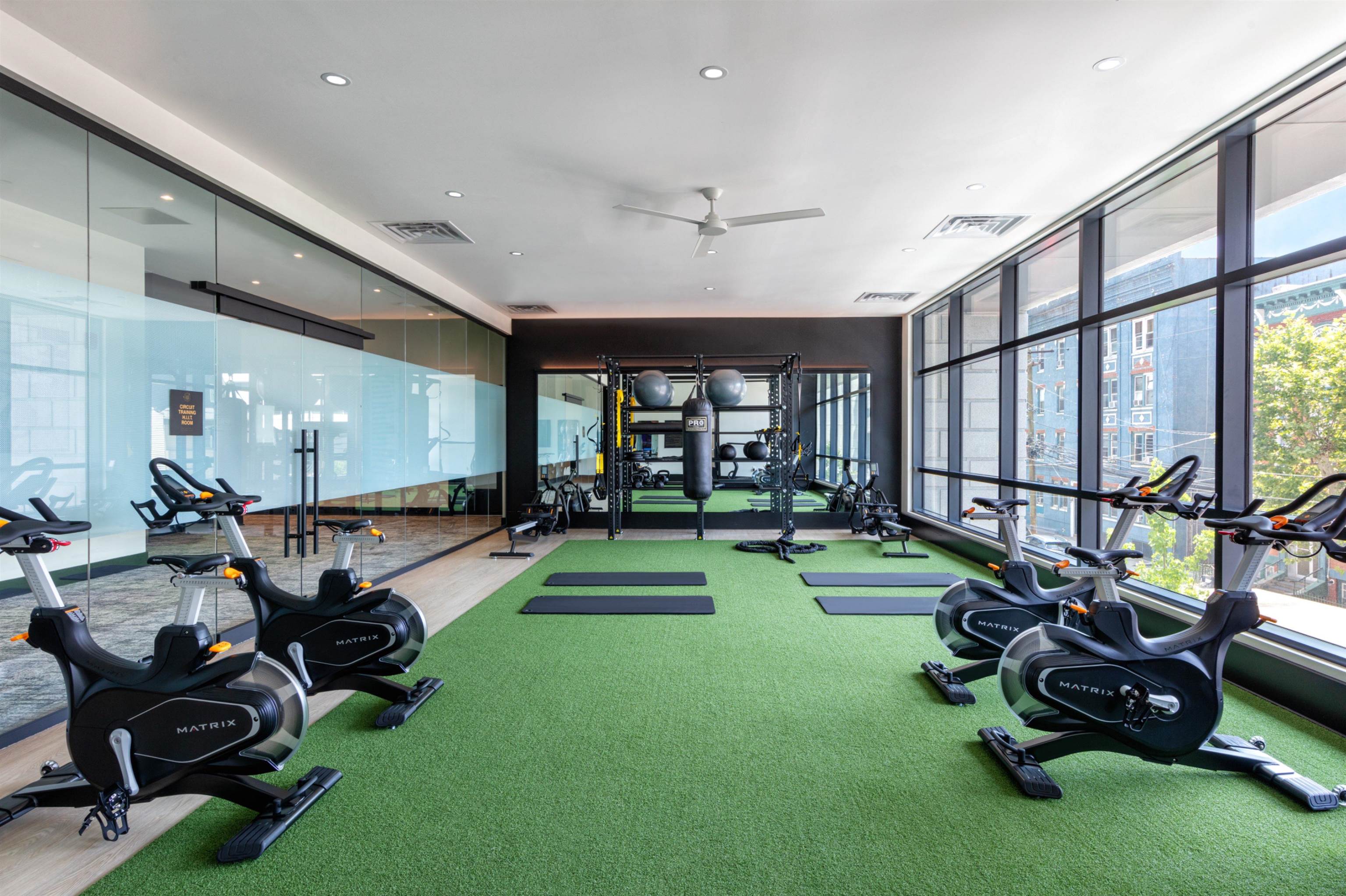 32 OAKLAND AVE Unit: 1506