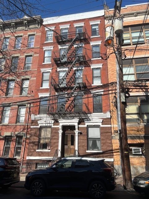 108 SUSSEX ST Unit: 15