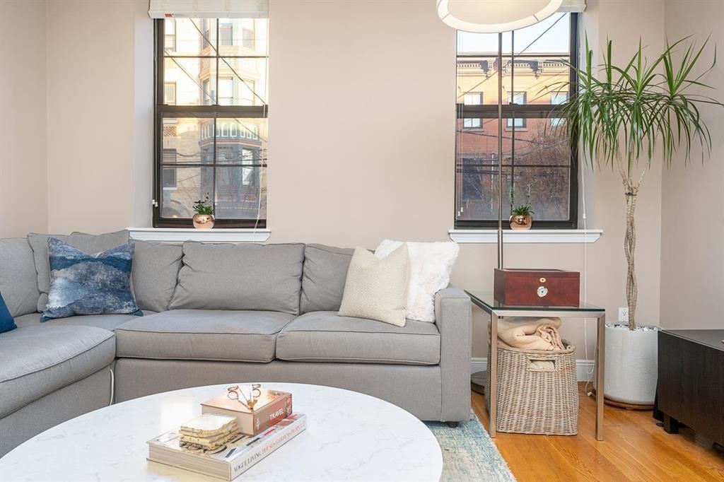 822 GARDEN ST Unit: 2