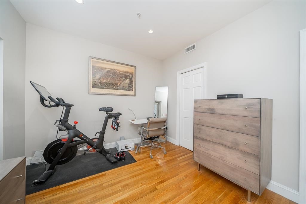 822 GARDEN ST Unit: 2