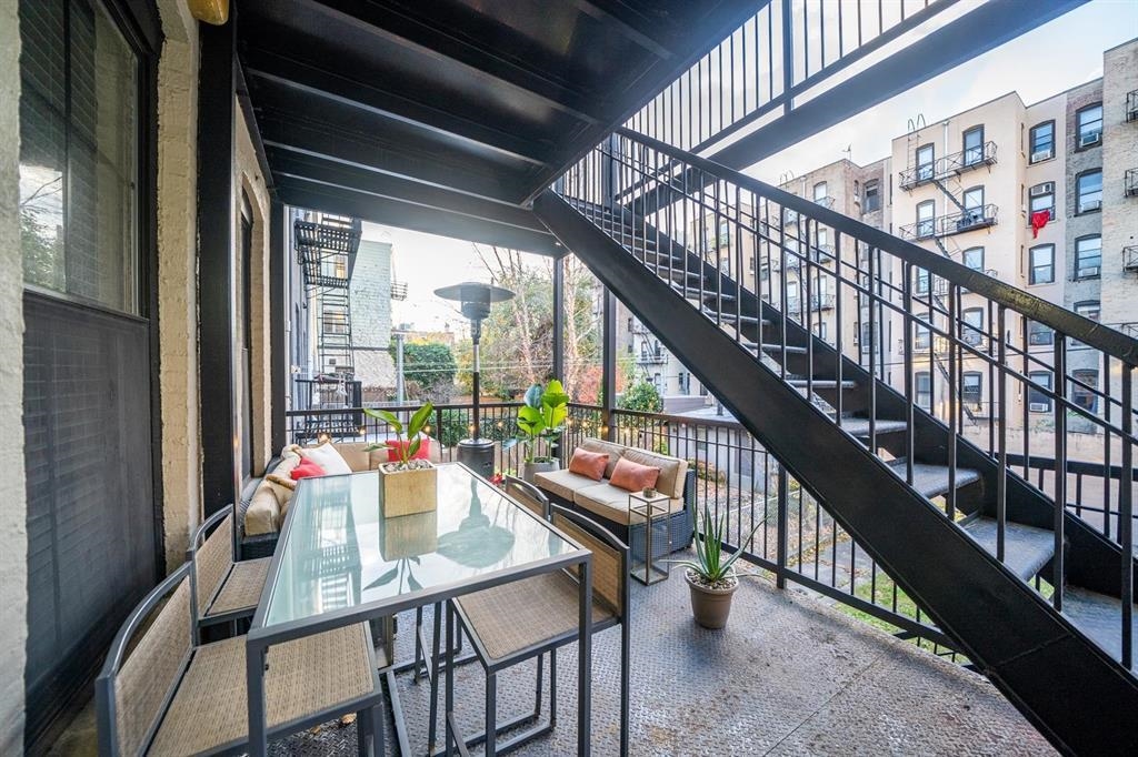 822 GARDEN ST Unit: 2