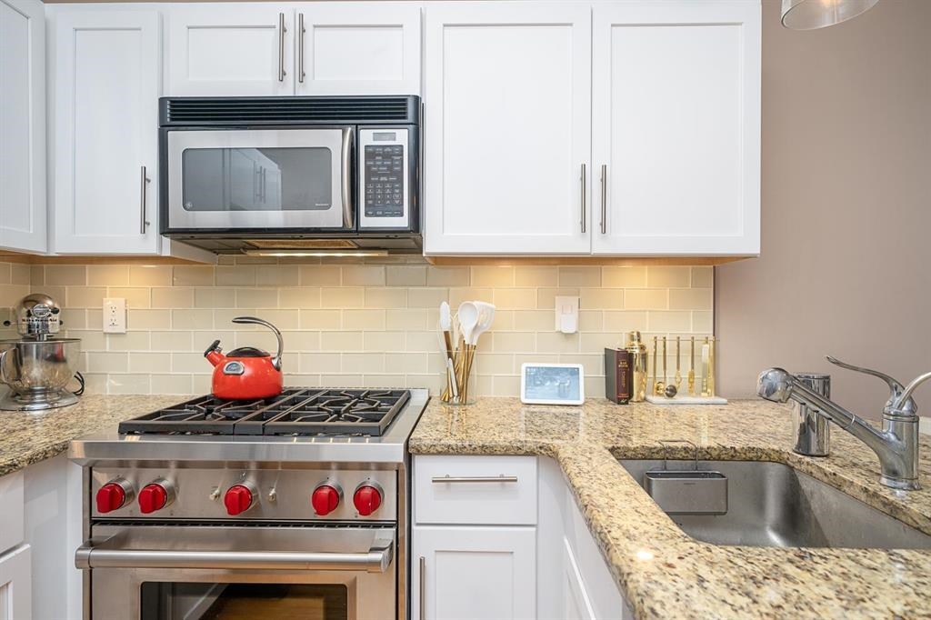 822 GARDEN ST Unit: 2