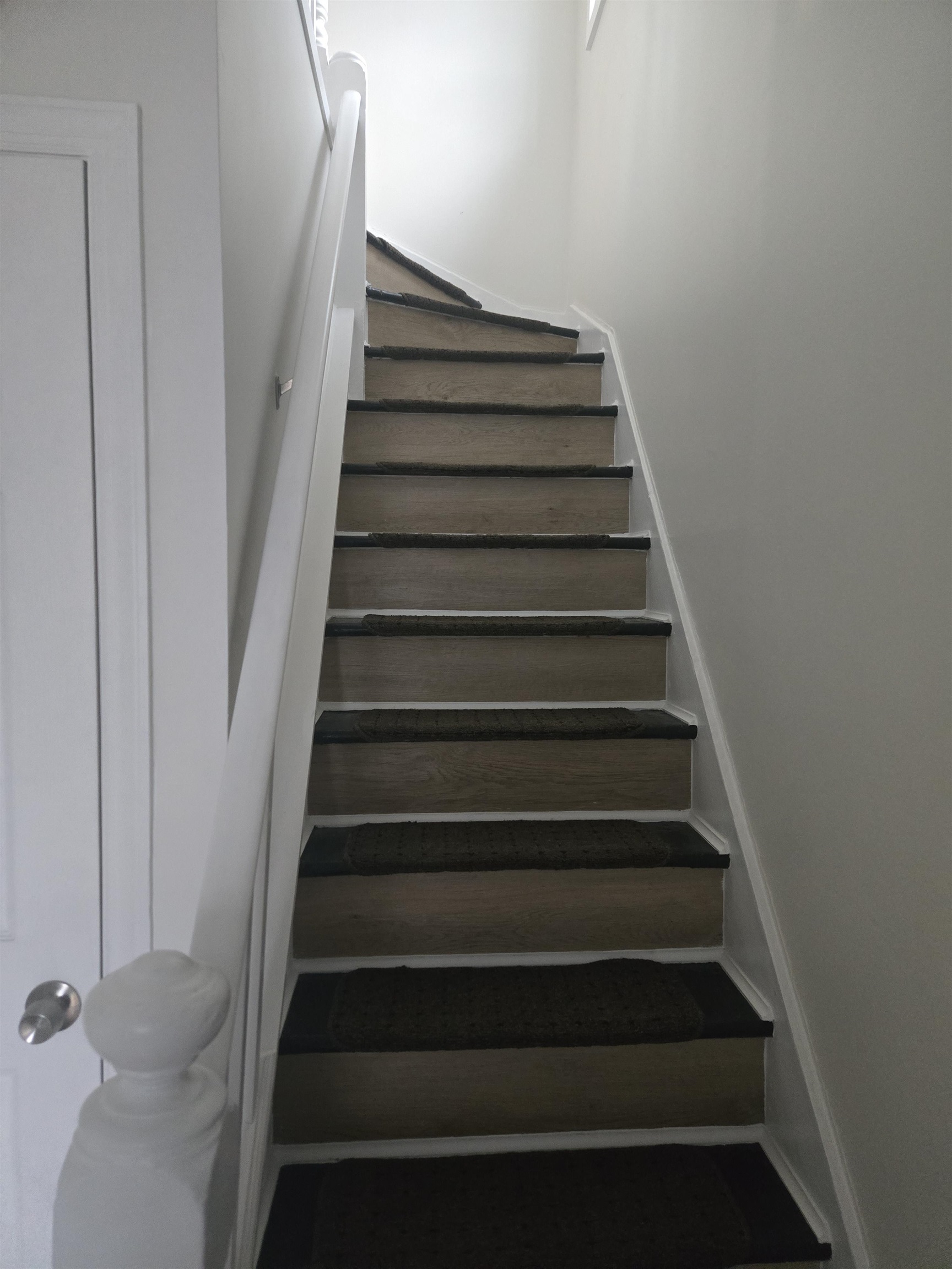 308 LINCOLN AVE Unit: 2