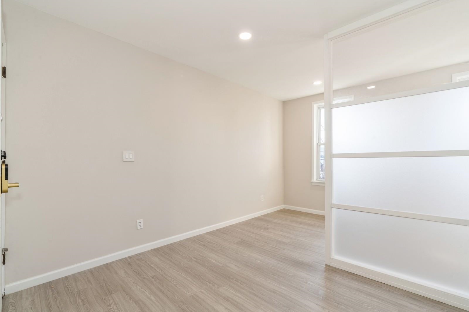 40 BEACON AVE Unit: 6