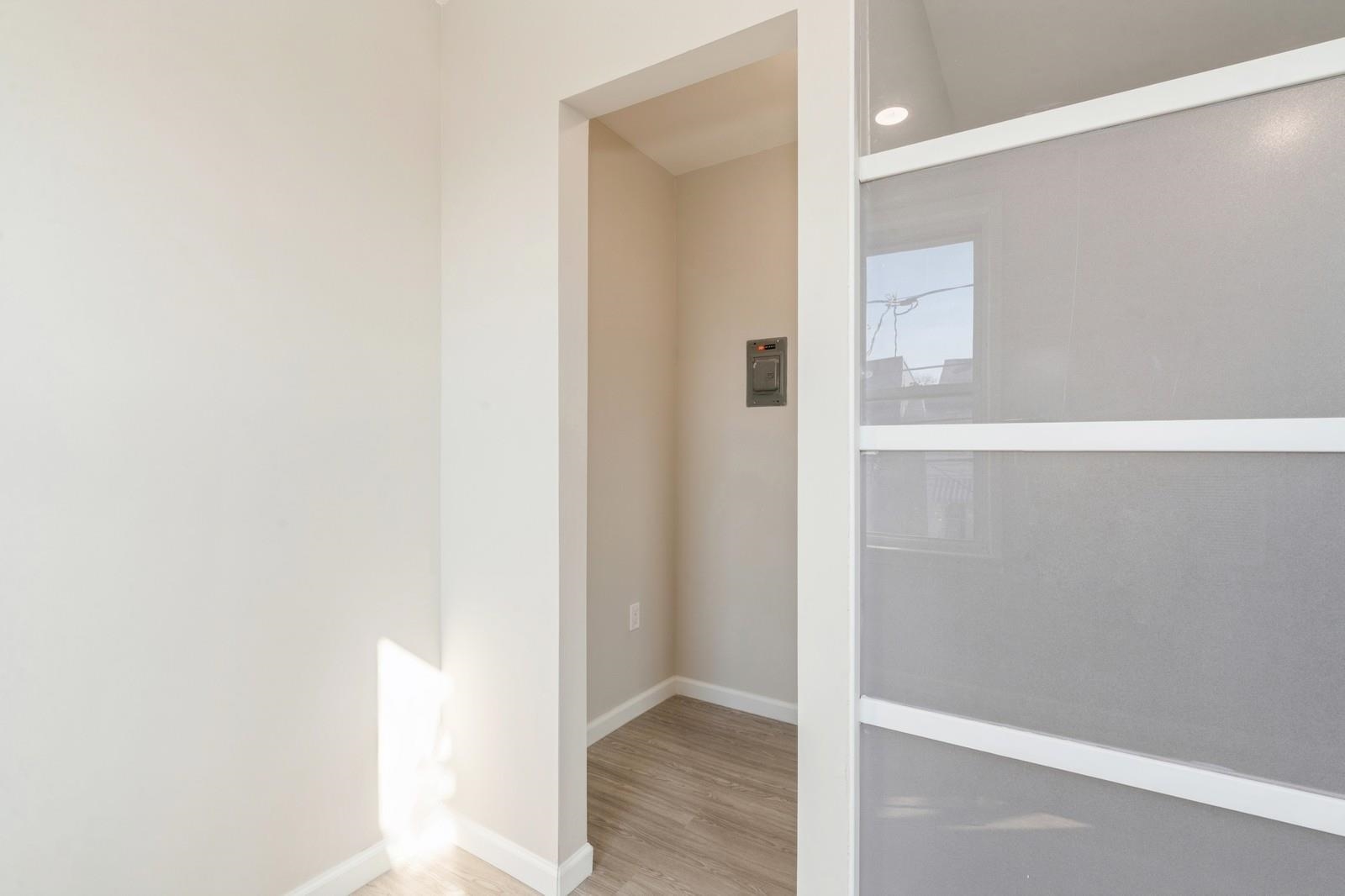 40 BEACON AVE Unit: 6