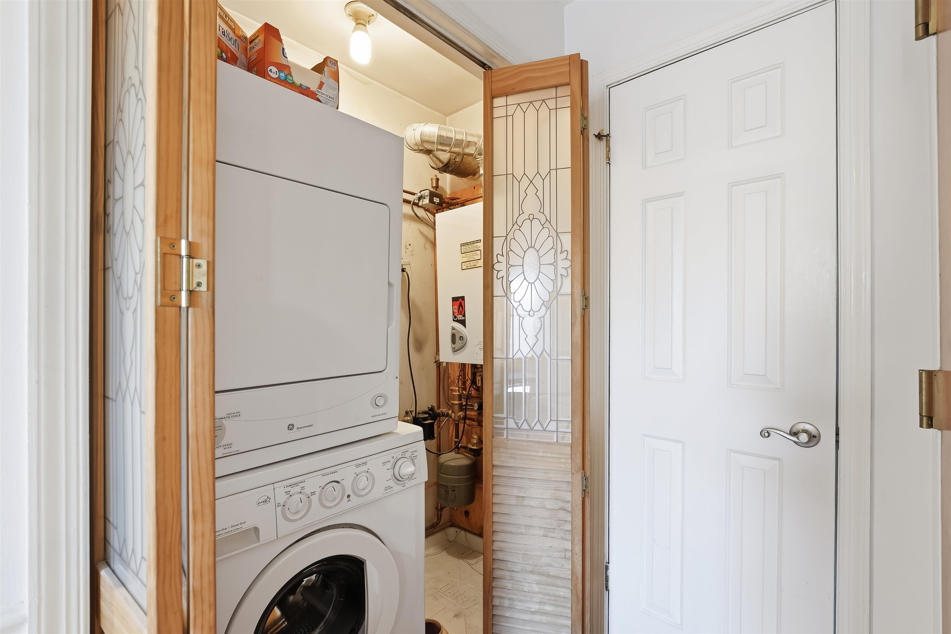 635 MADISON ST Unit: B