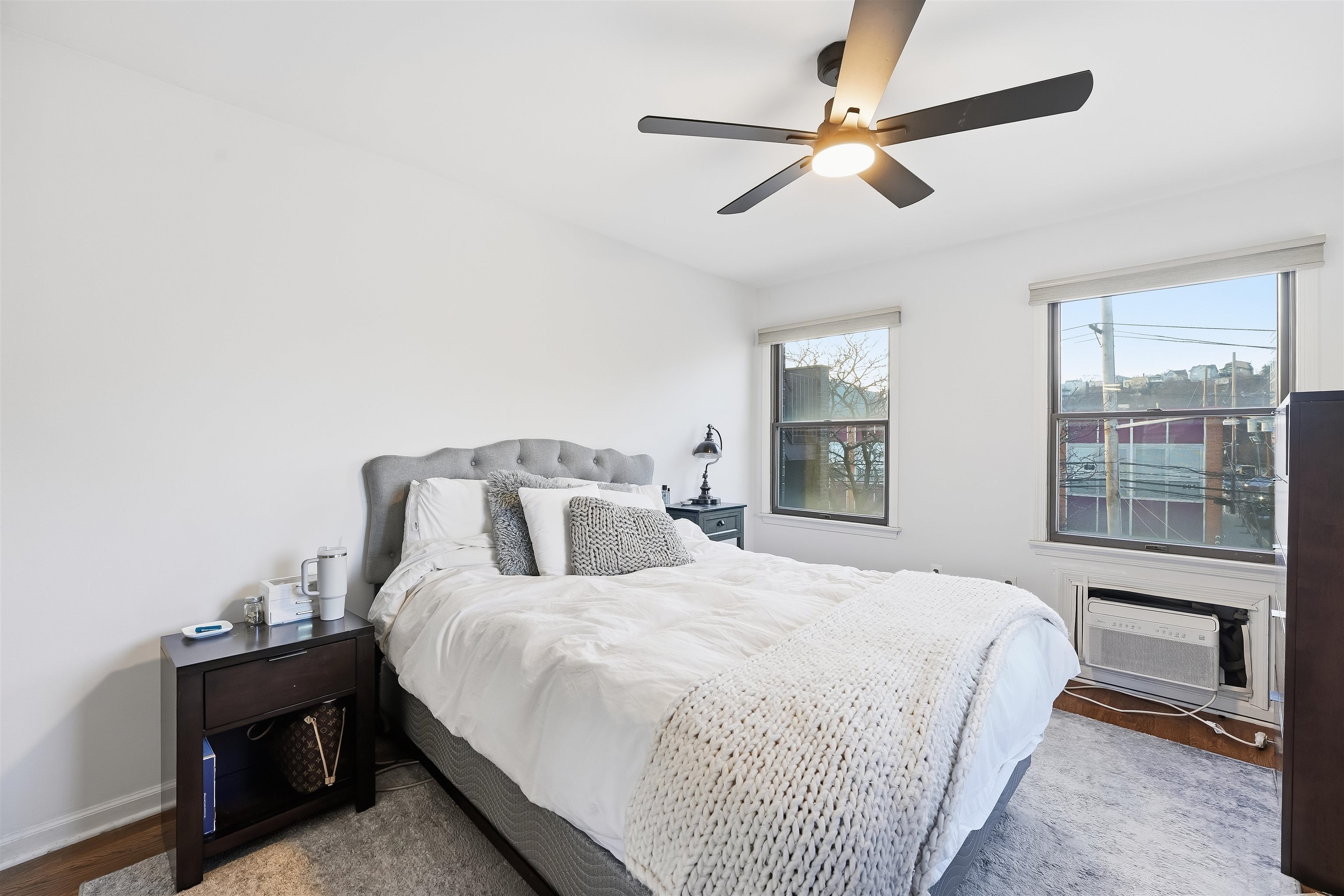 635 MADISON ST Unit: B