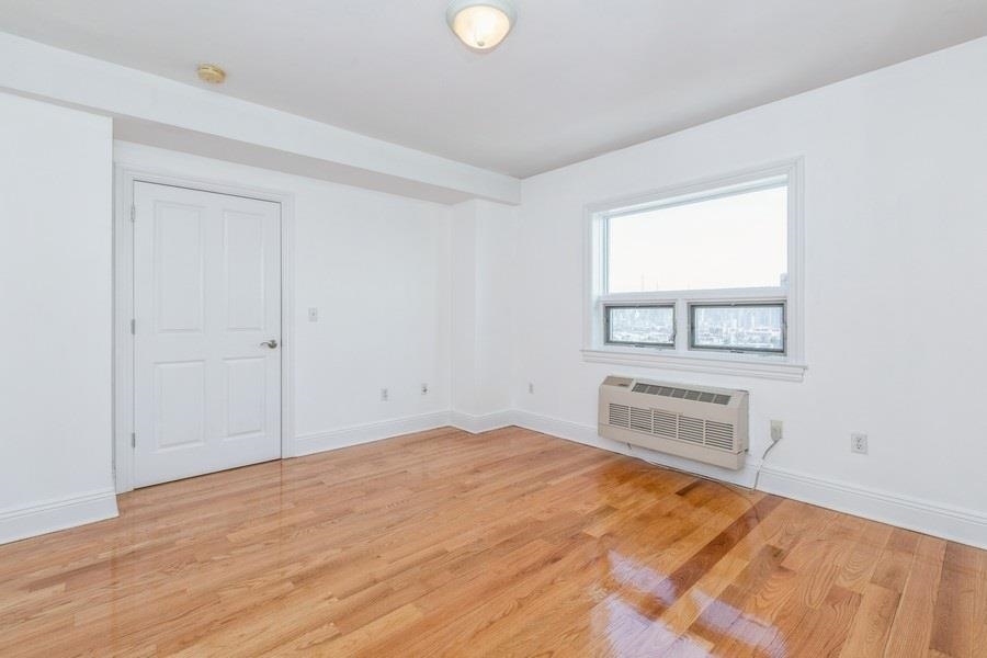 809-815 22ND ST Unit: 1501