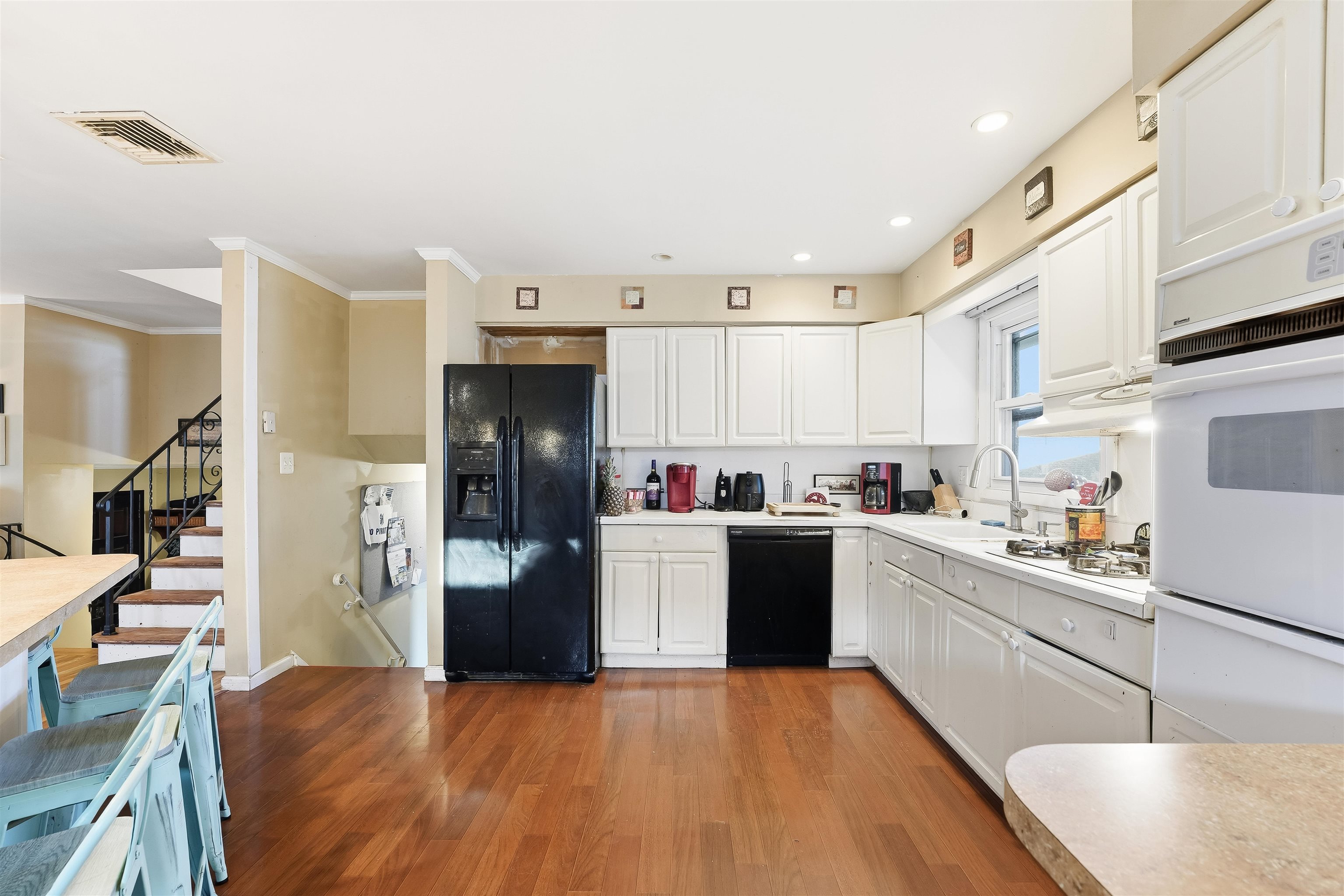 15 RIDGE RD