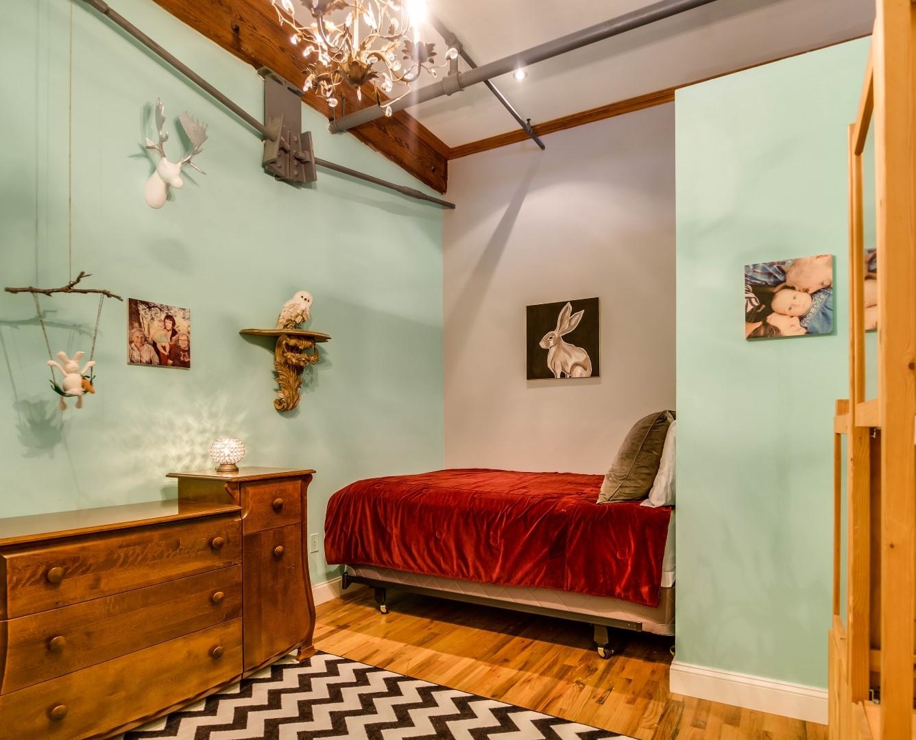 126 WEBSTER AVE Unit: 2F