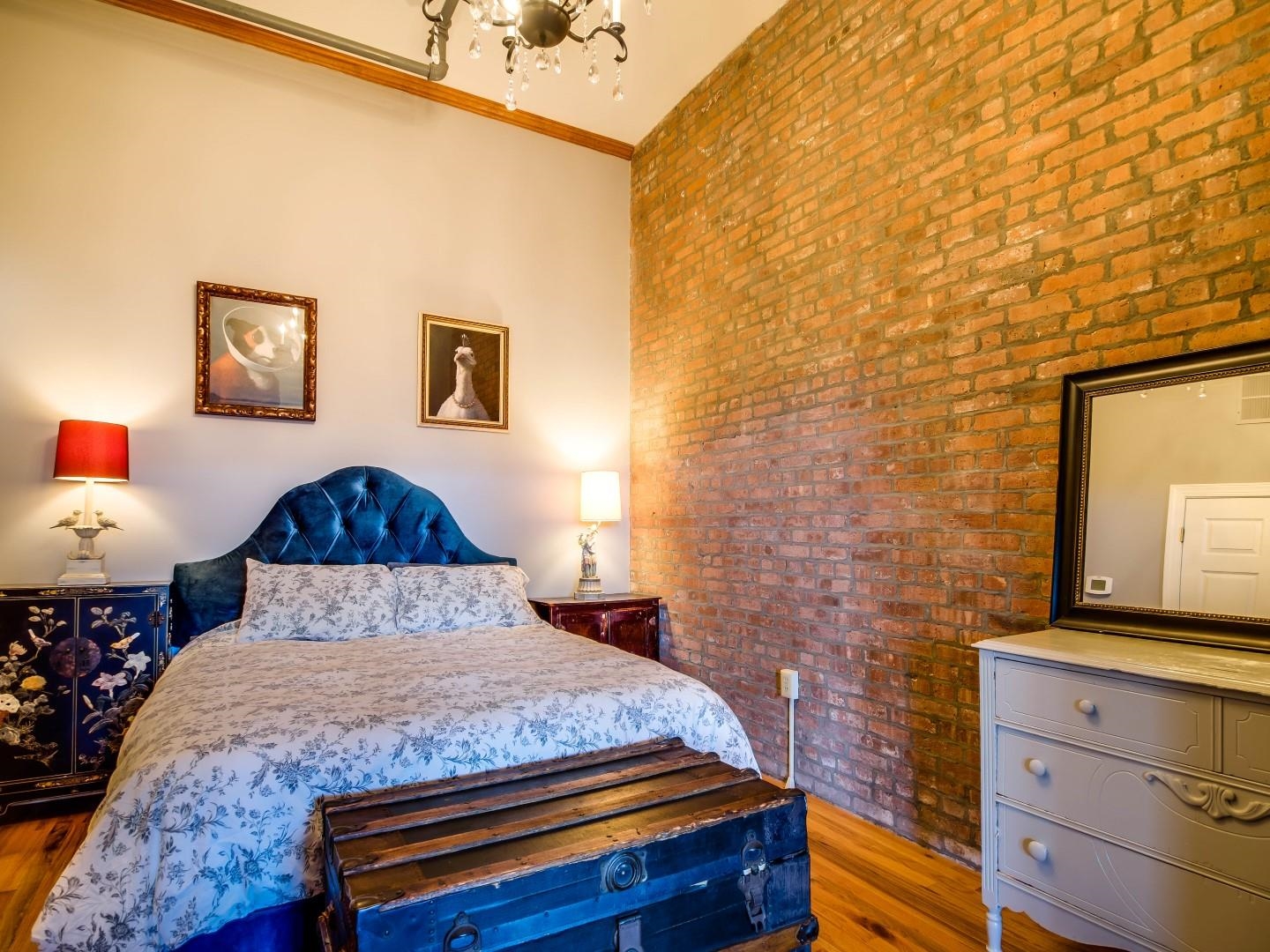 126 WEBSTER AVE Unit: 2F