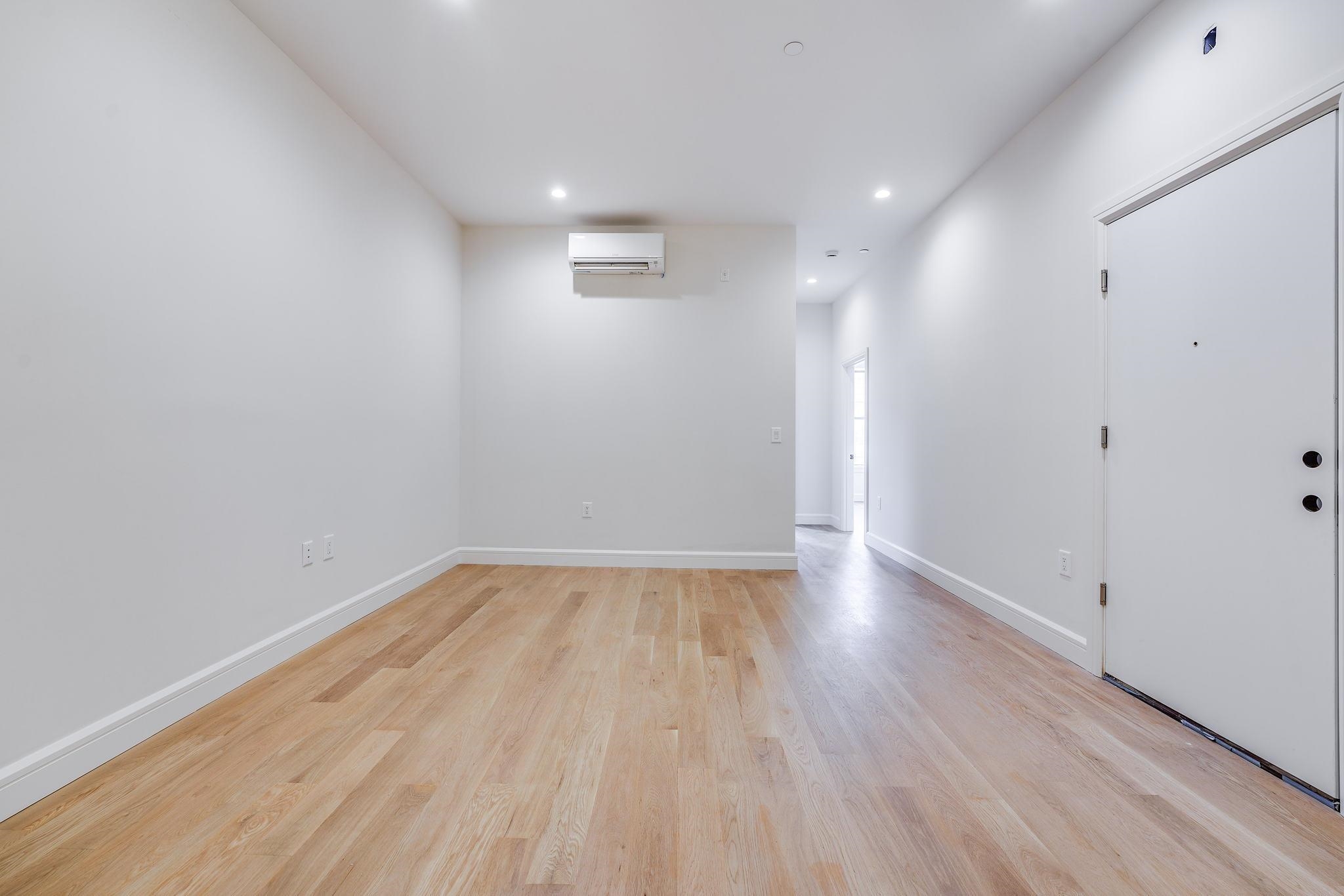 1021 WASHINGTON ST Unit: 2