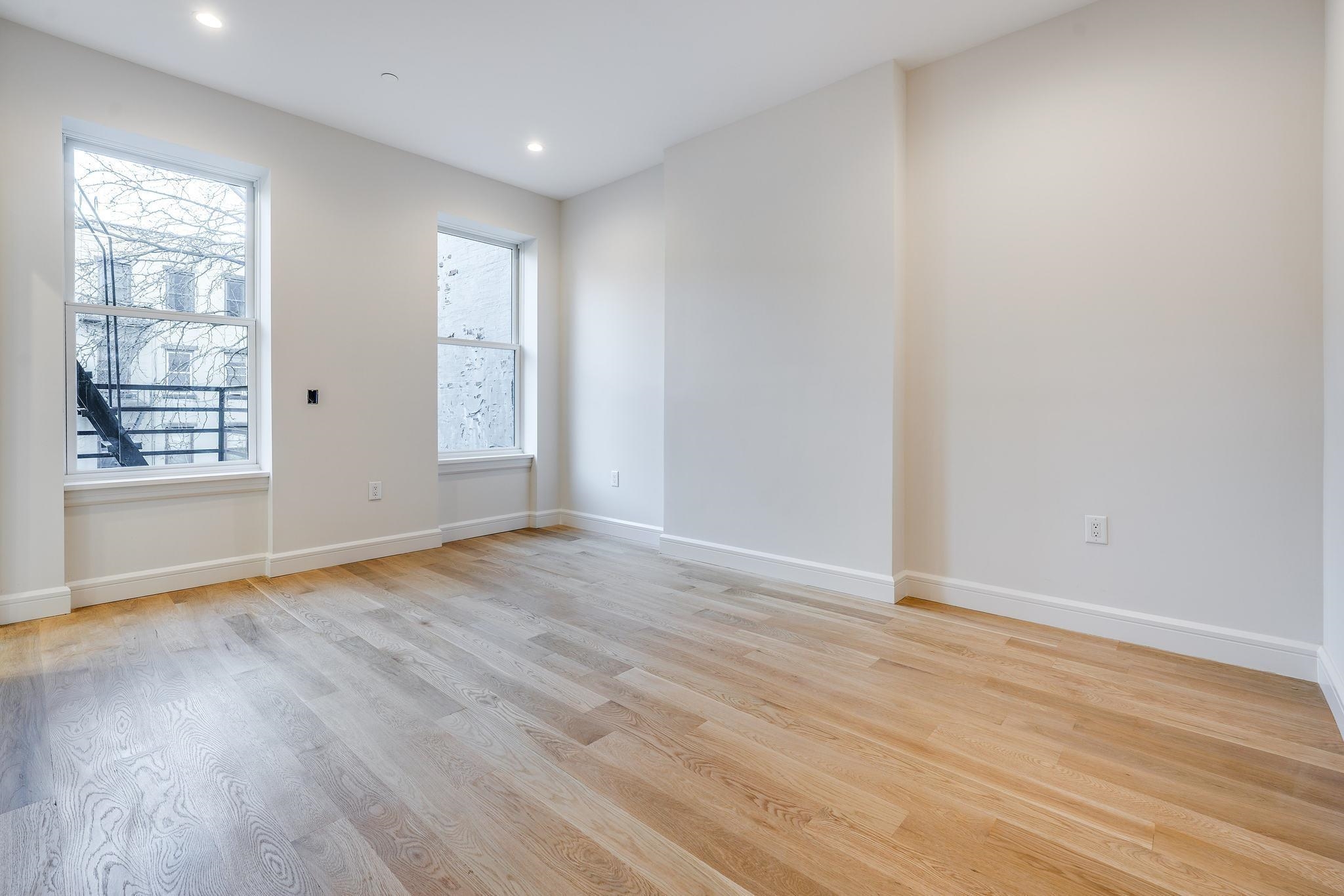 1021 WASHINGTON ST Unit: 2