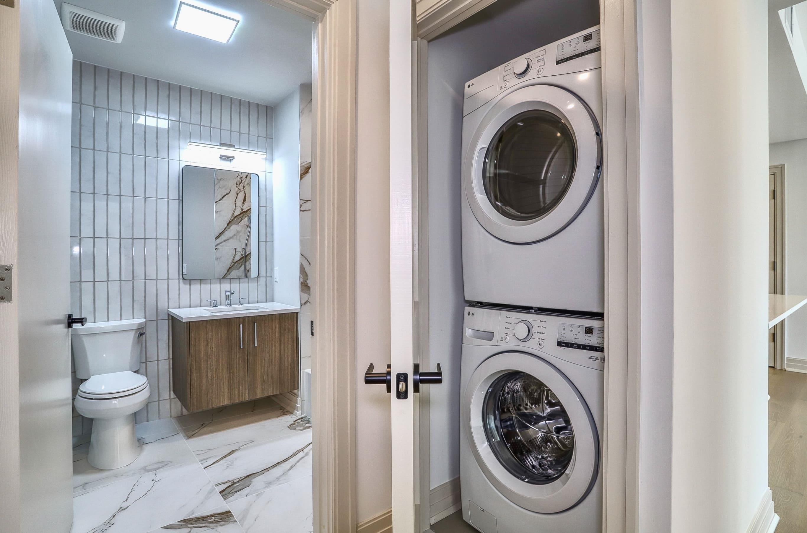 921 MADISON ST Unit: 502