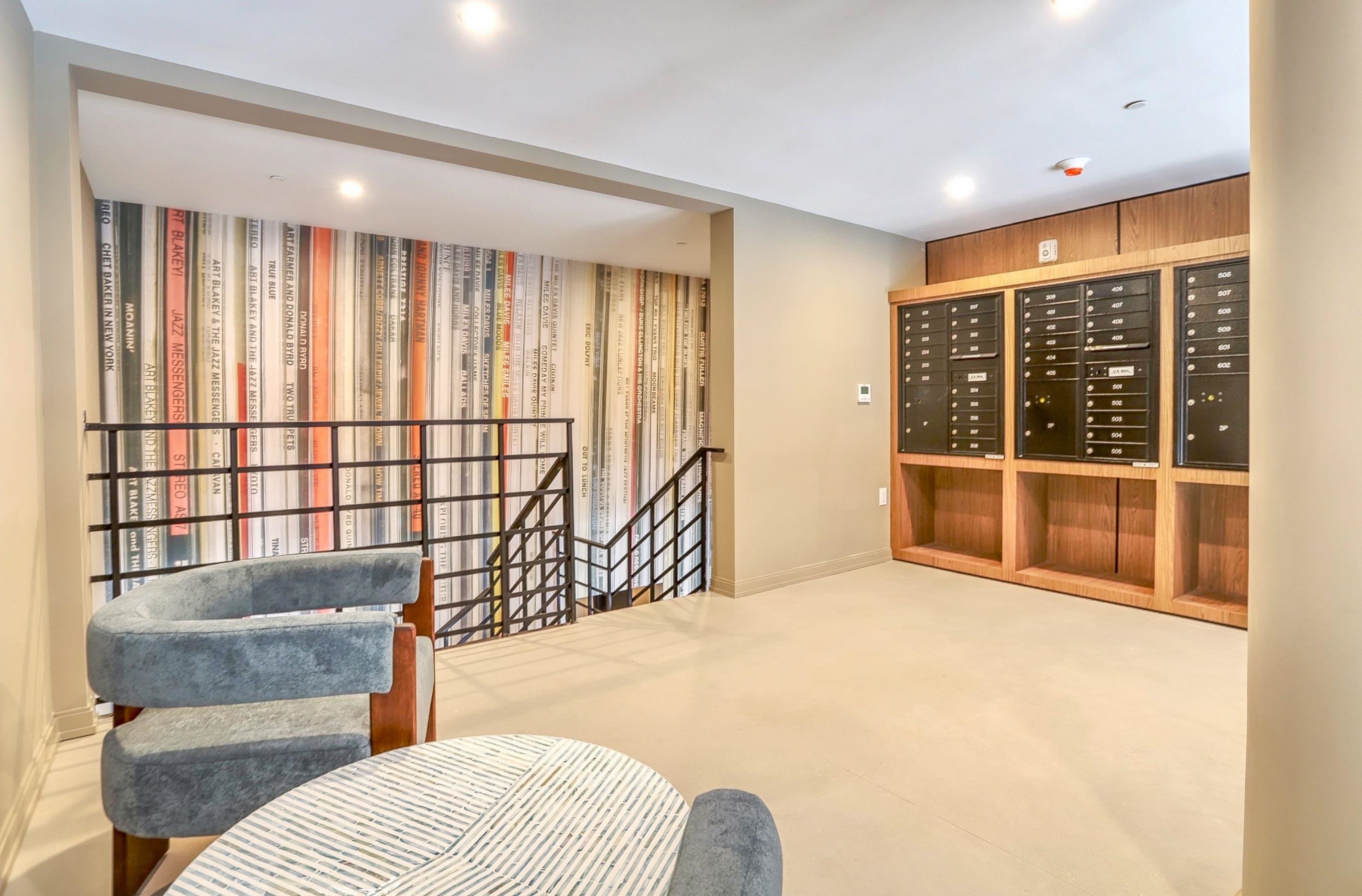 921 MADISON ST Unit: 502