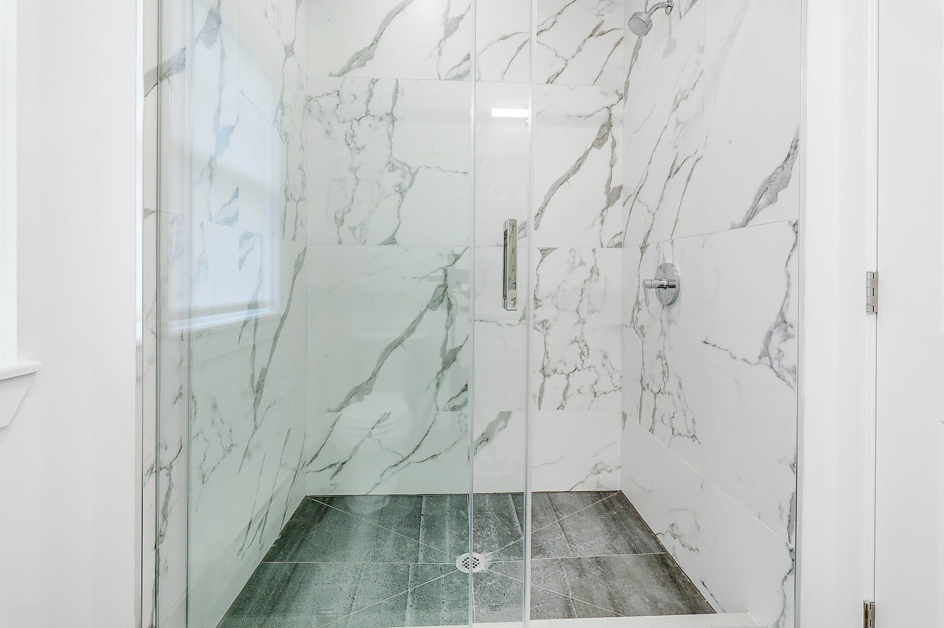 74 CLARENDON PL Unit: 302