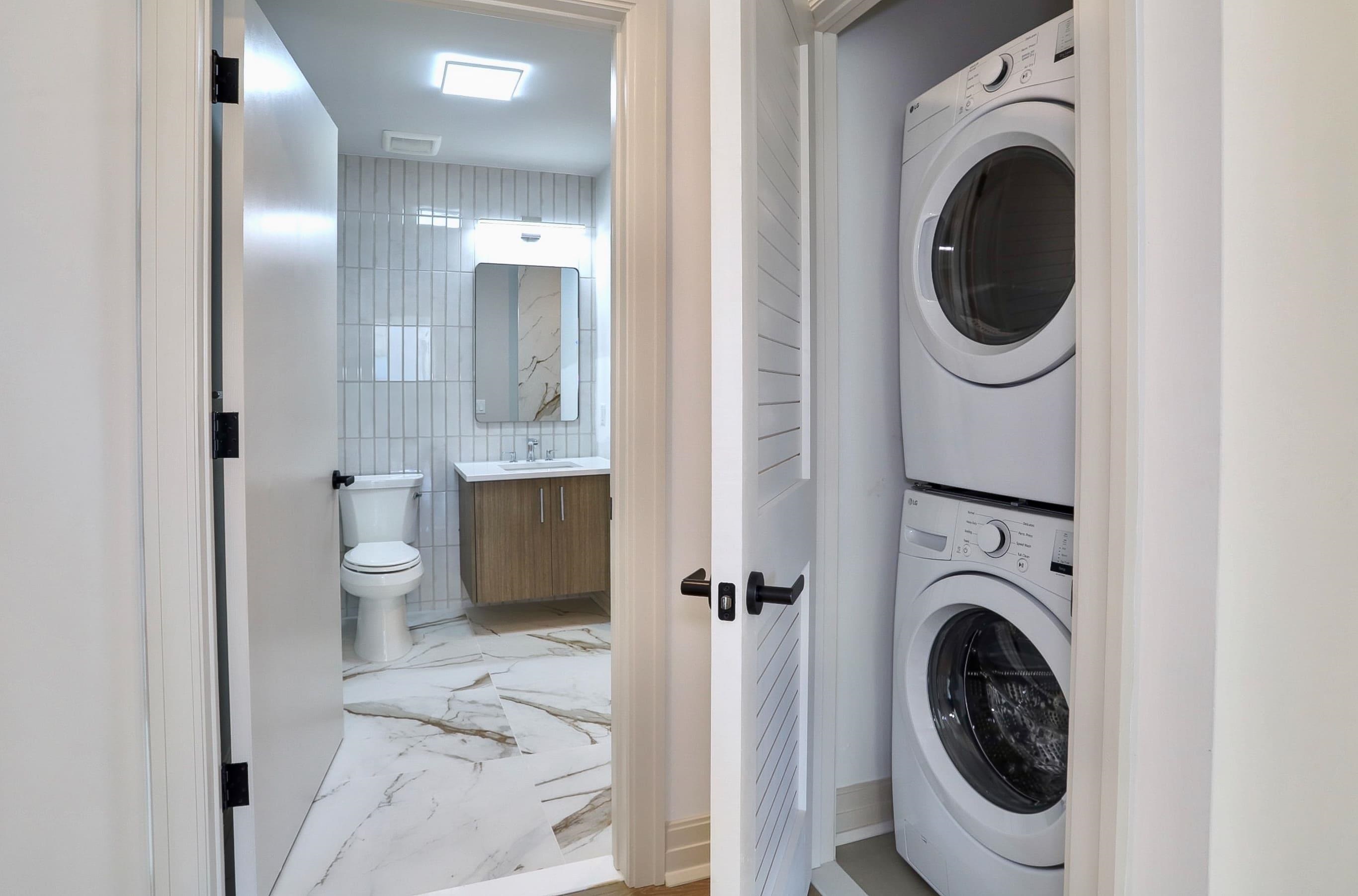 921 MADISON ST Unit: 503