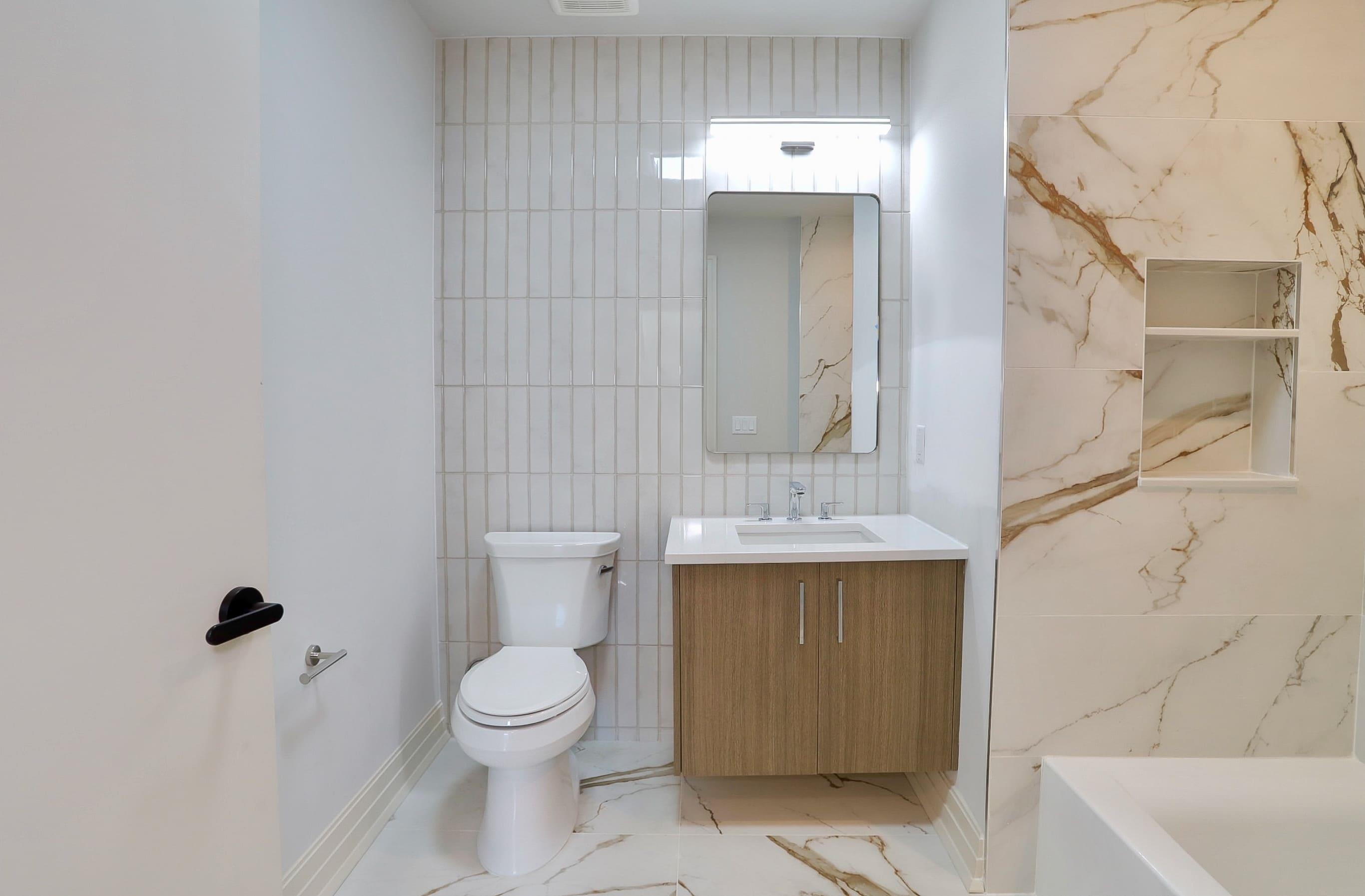 921 MADISON ST Unit: 503