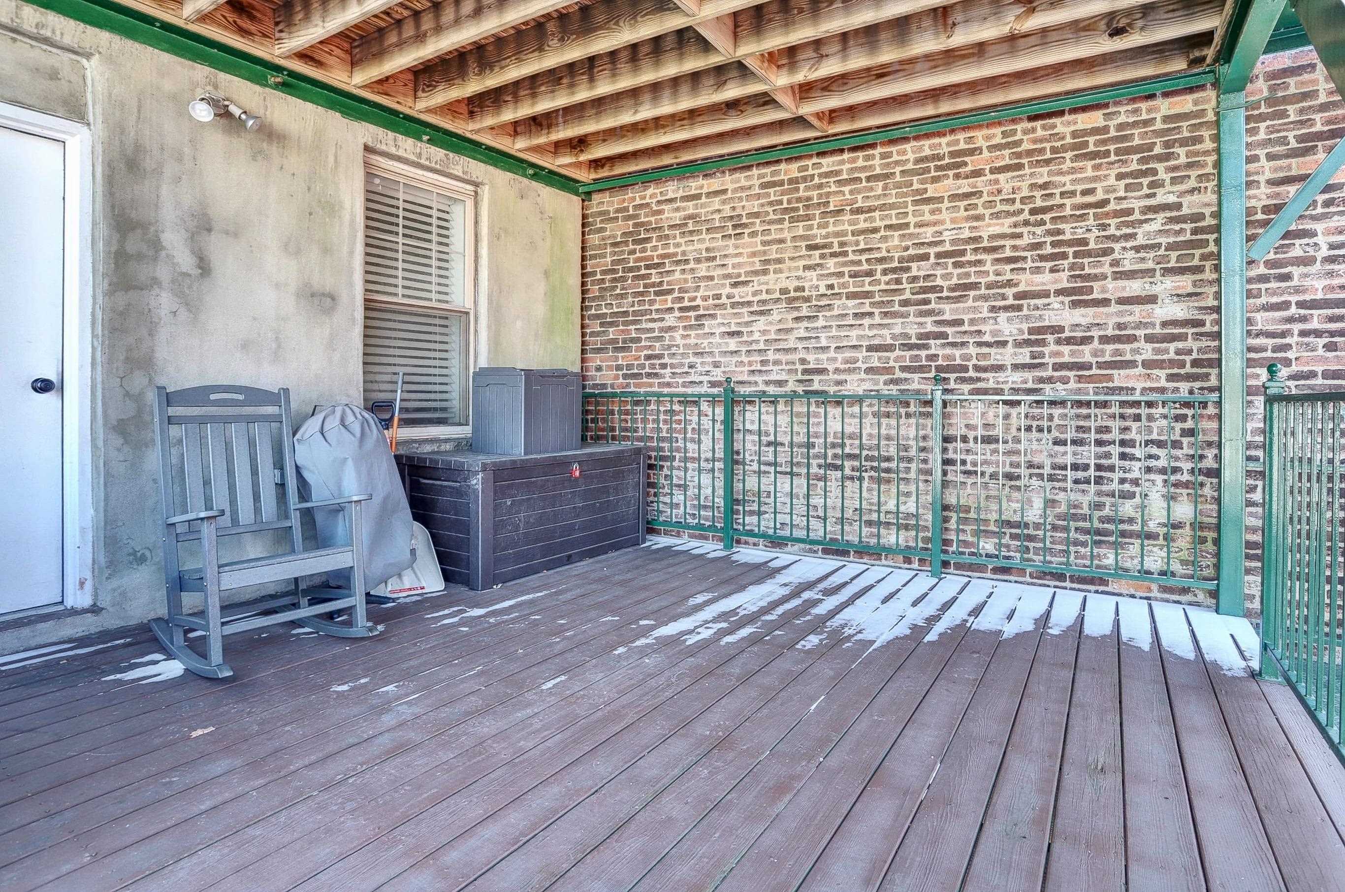 285 BERGEN AVE Unit: 2