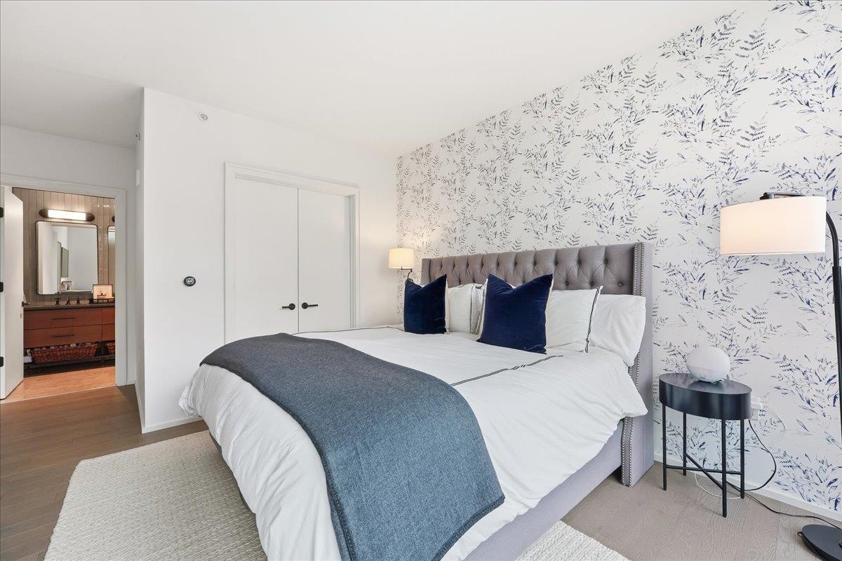 1425 HUDSON ST Unit: 7E