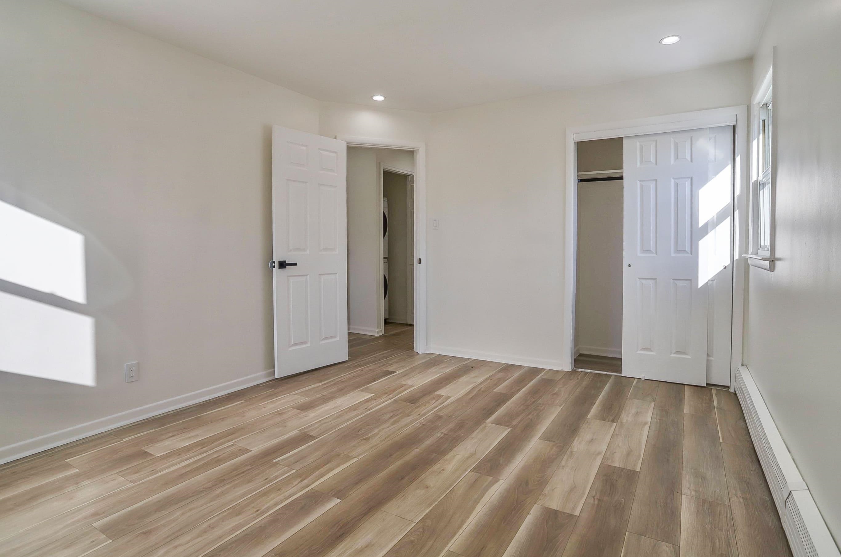 157 NEPTUNE AVE Unit: #2