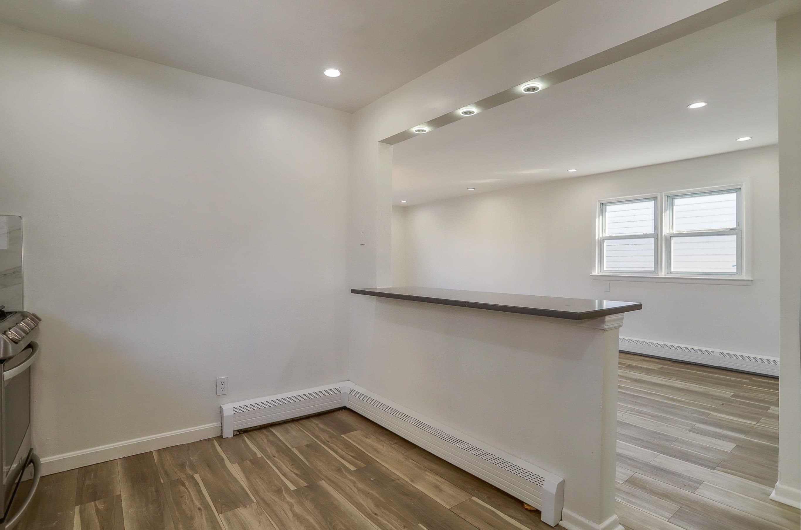 157 NEPTUNE AVE Unit: #2