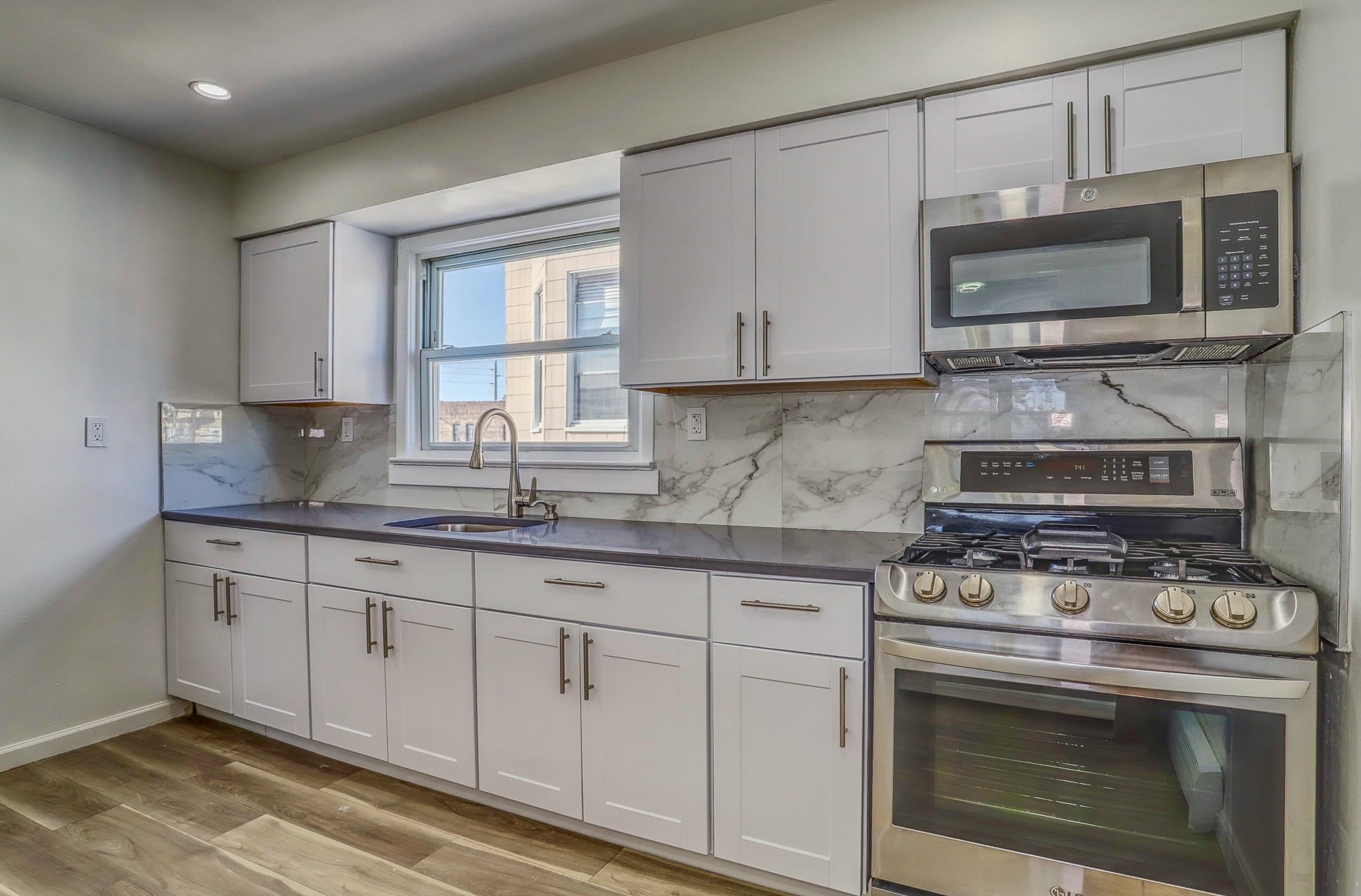 157 NEPTUNE AVE Unit: #2