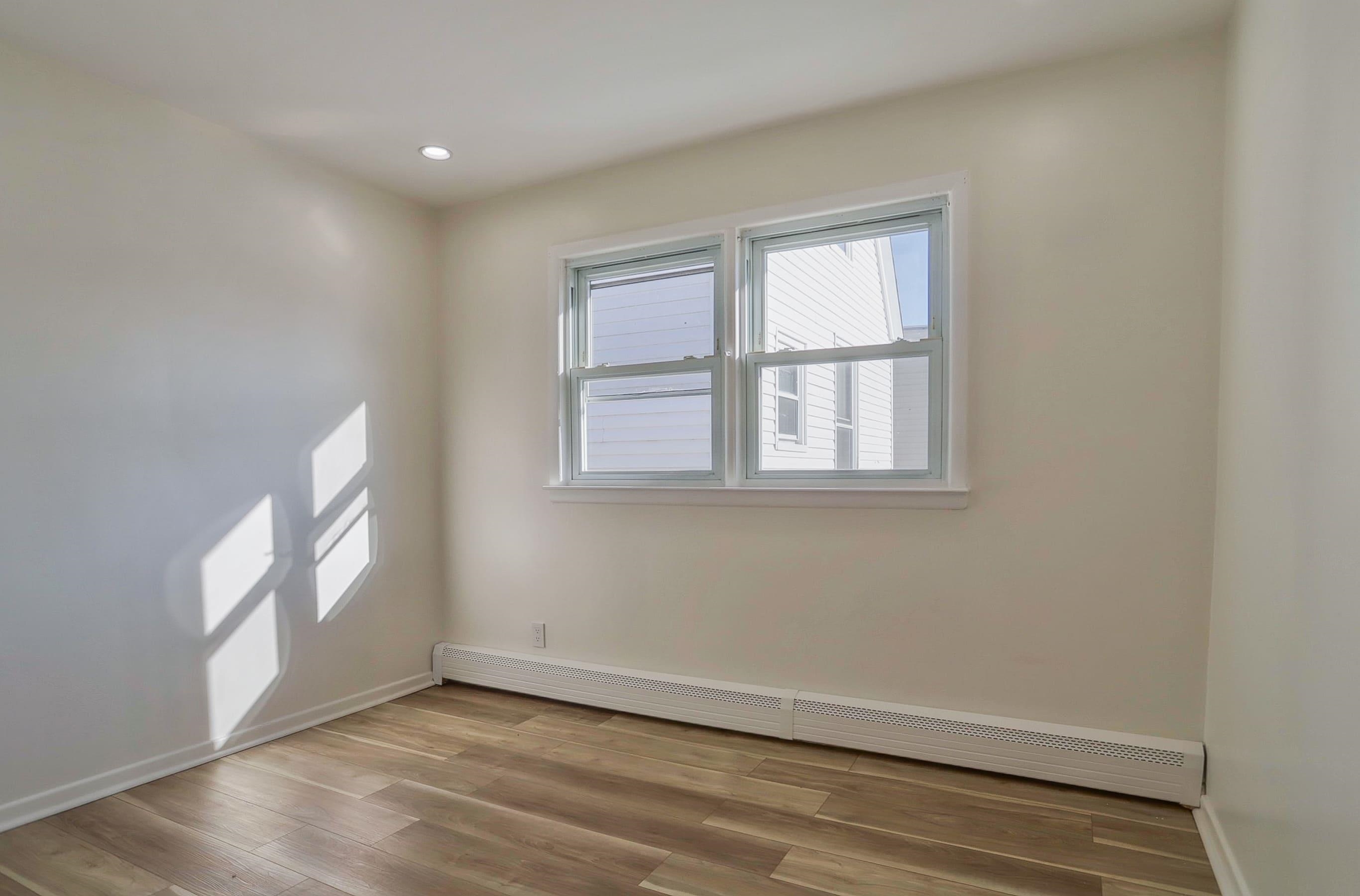 157 NEPTUNE AVE Unit: #2