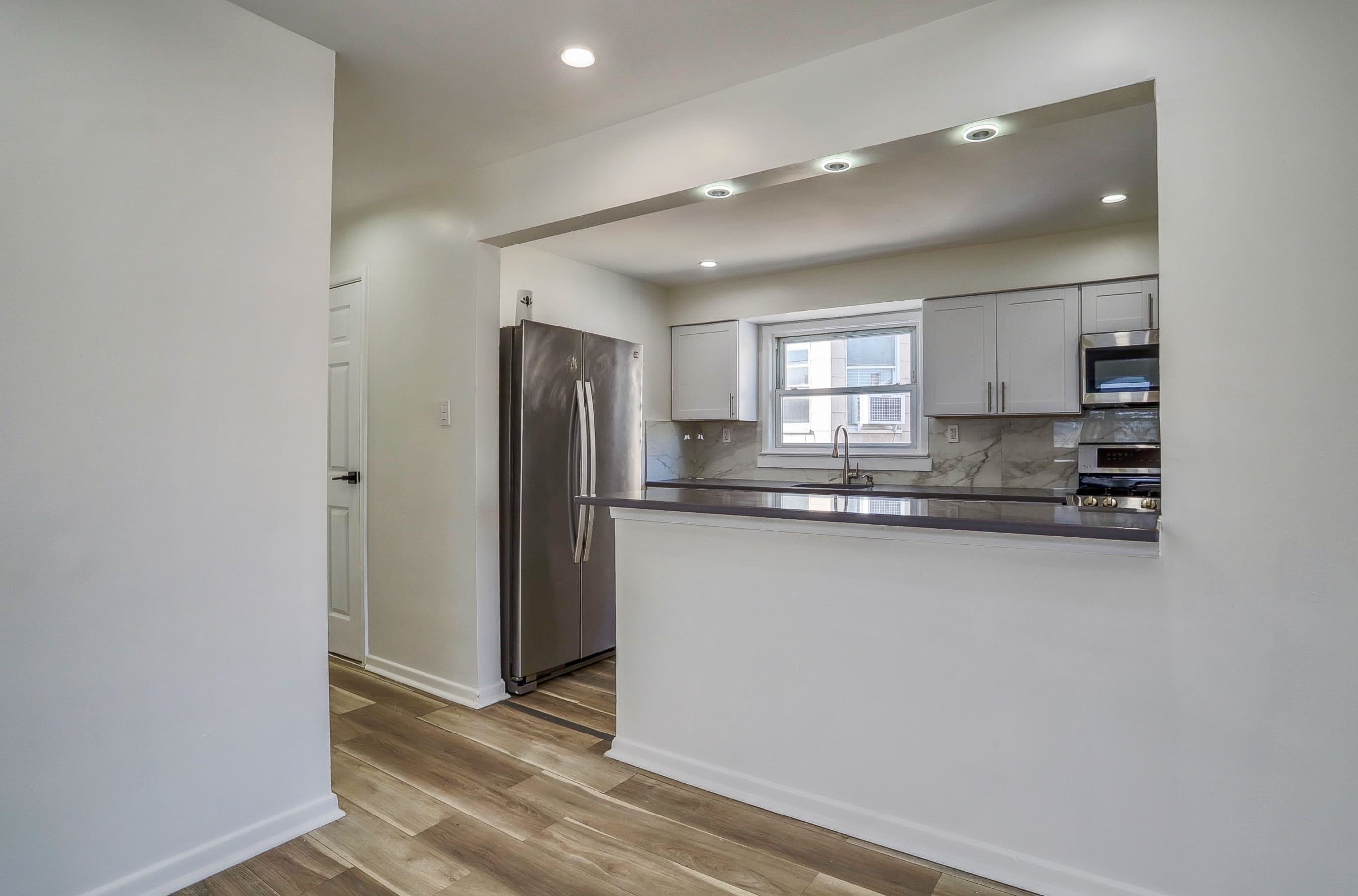 157 NEPTUNE AVE Unit: #2